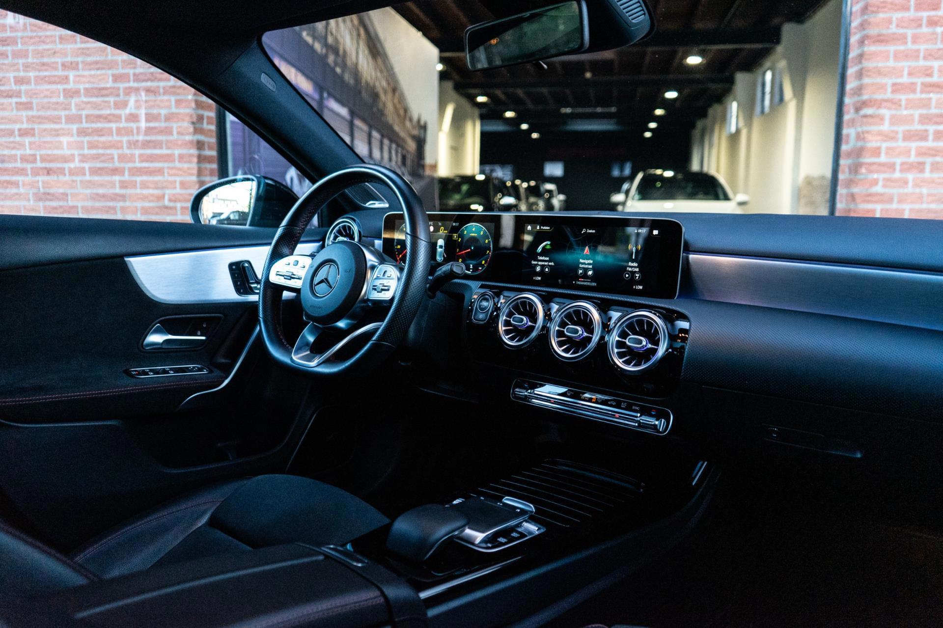 Mercedes-Benz A-klasse 250 4MATIC AMG (2019), foto 11
