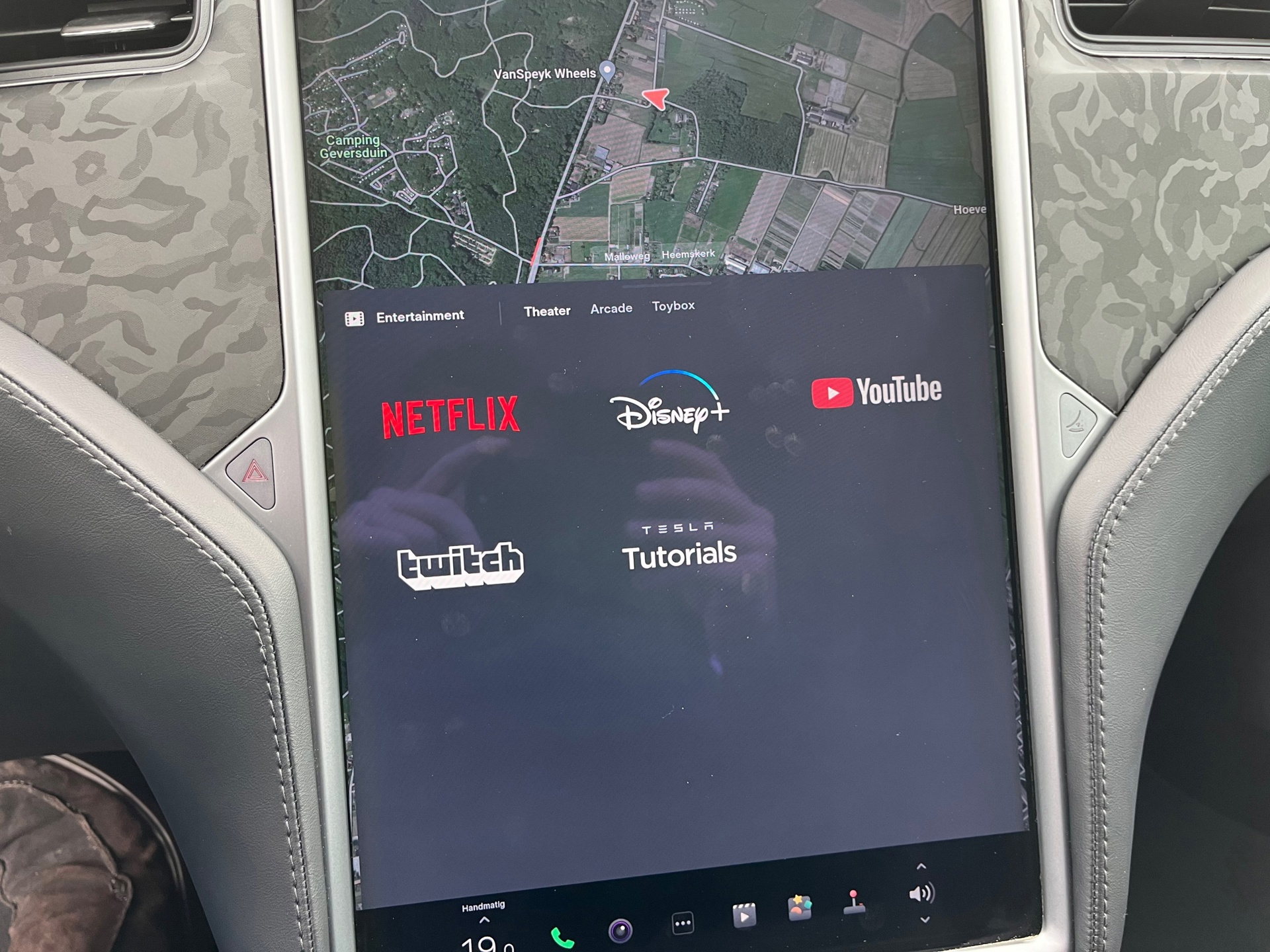 Tesla Model S 100D (2018), foto 25