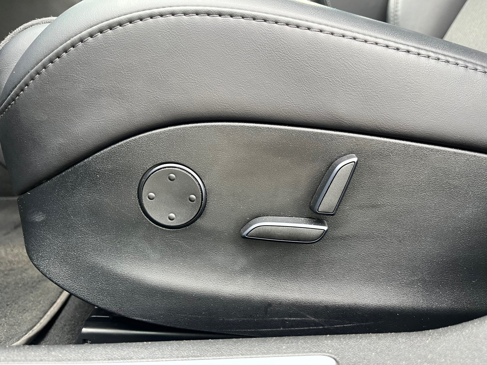 Tesla Model S 100D (2018), foto 26