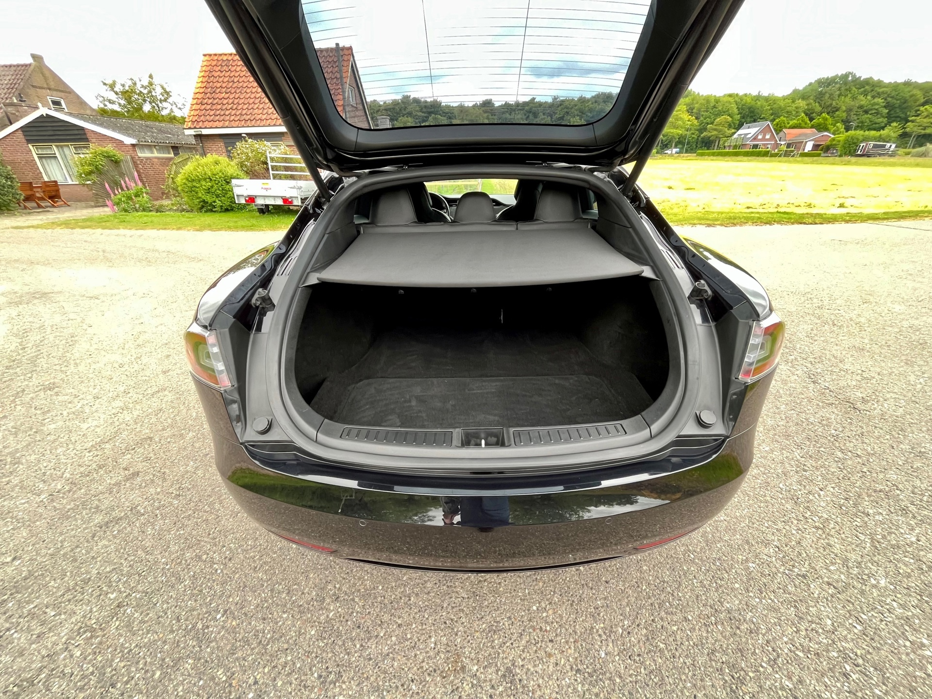 Tesla Model S 100D (2018), foto 28
