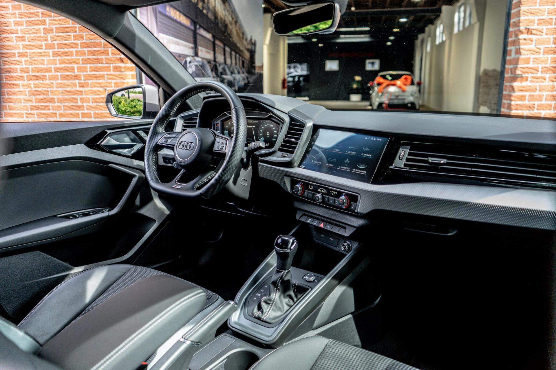 Audi A1 Sportback 30 TFSI S Edition (2022), foto 13