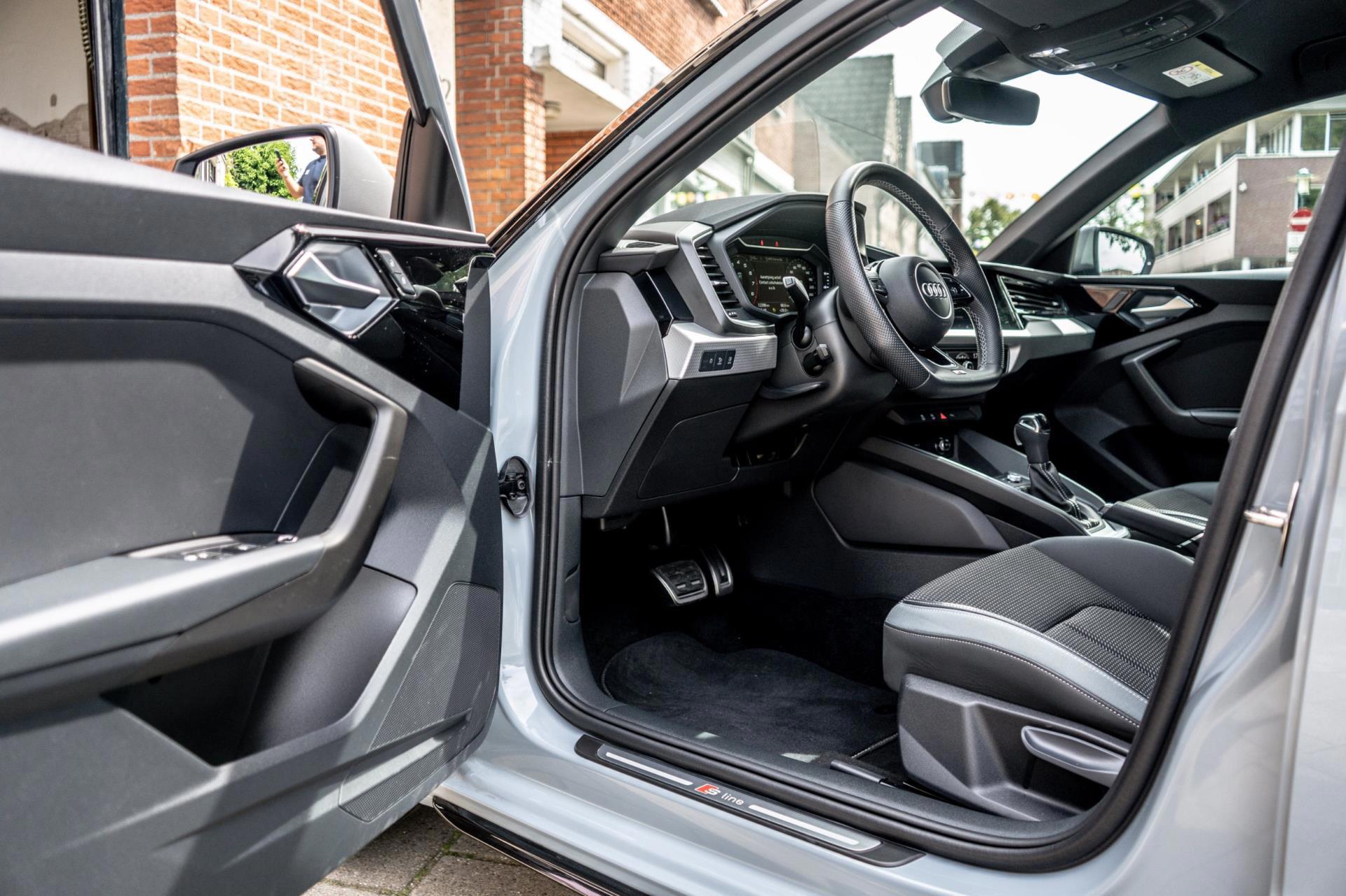 Audi A1 Sportback 30 TFSI S Edition (2022), foto 16
