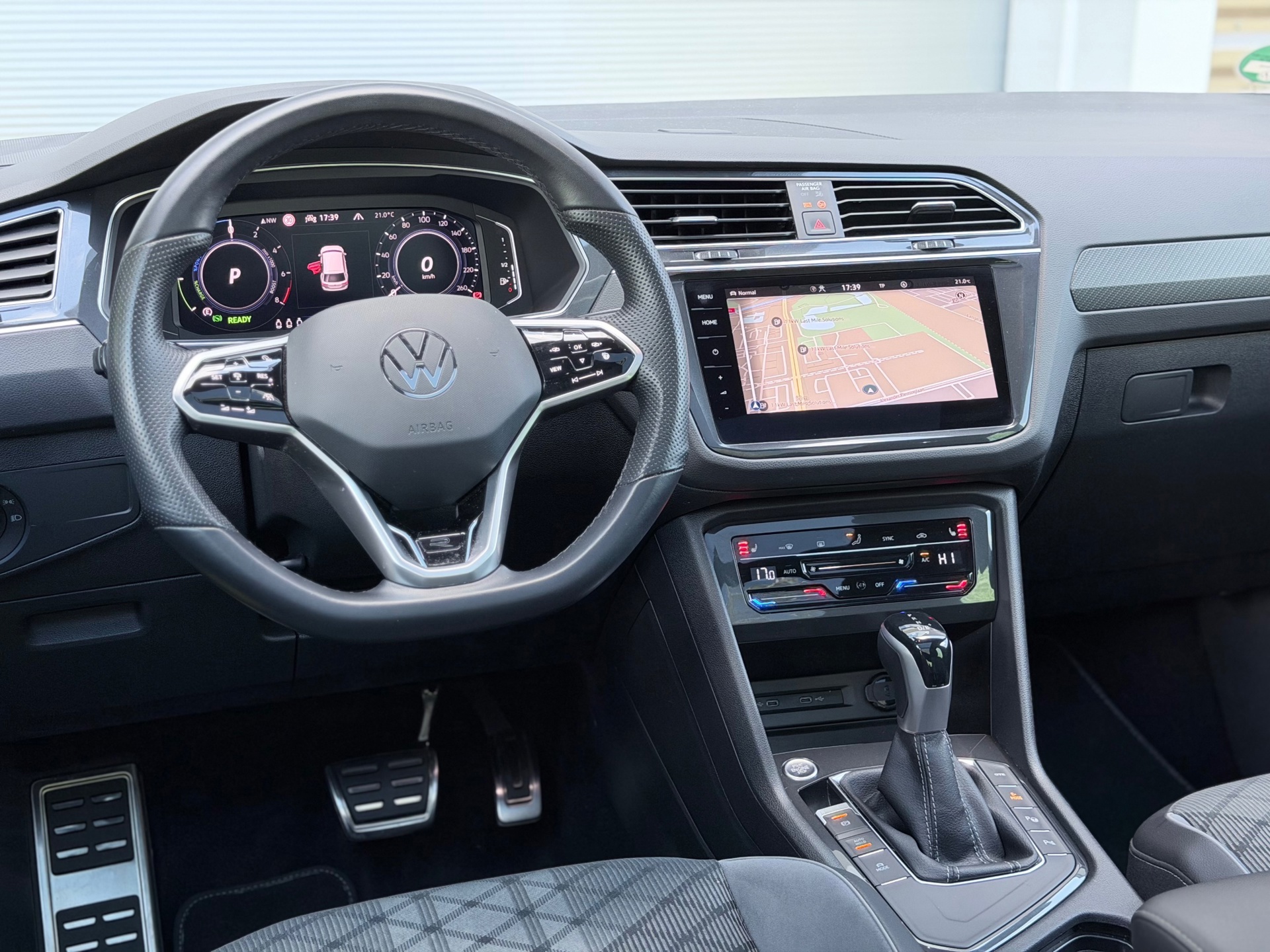 Volkswagen Tiguan 1.4 TSI eHybrid R-Line (2023), foto 13