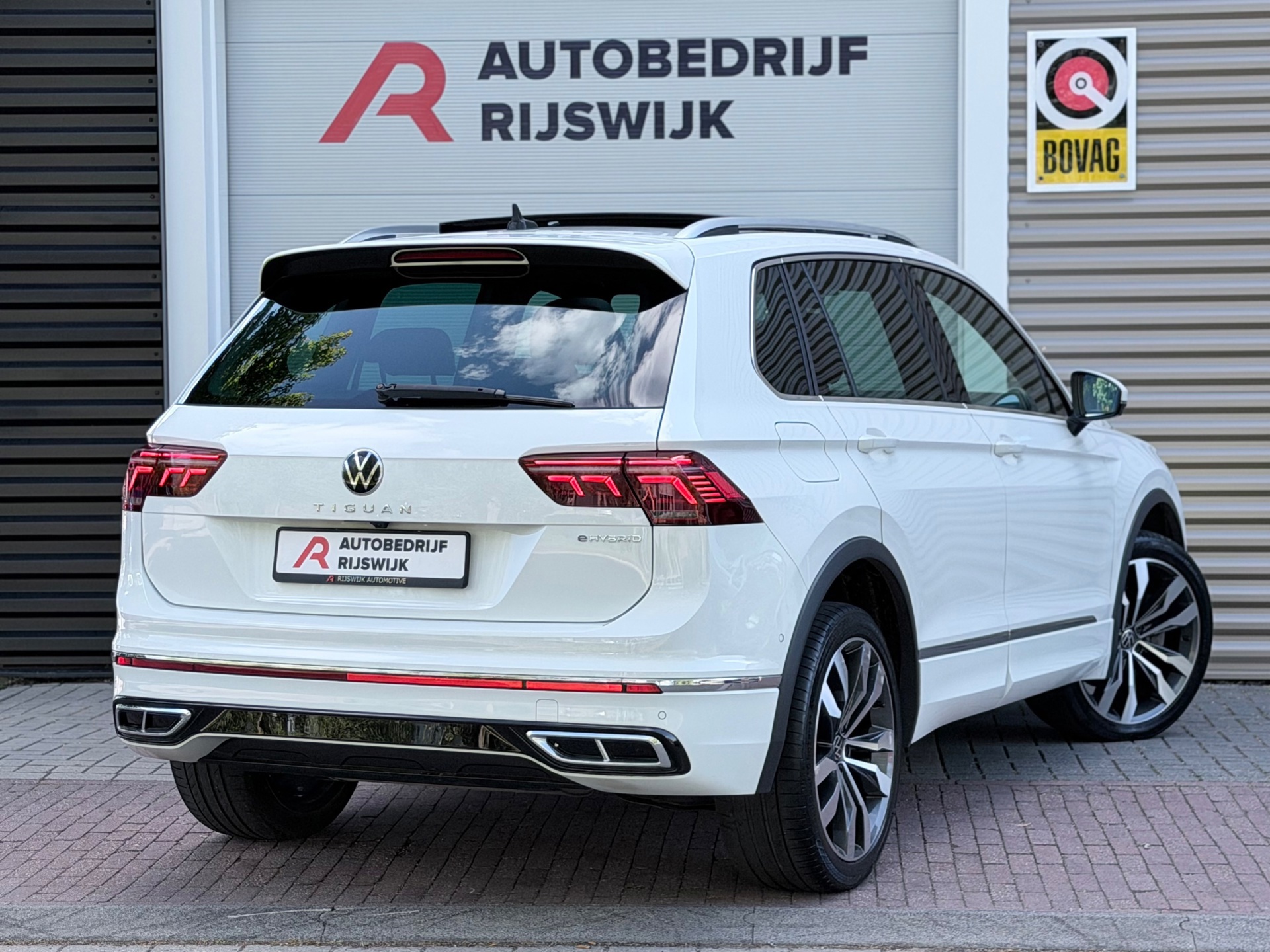 Volkswagen Tiguan 1.4 TSI eHybrid R-Line (2023), foto 4