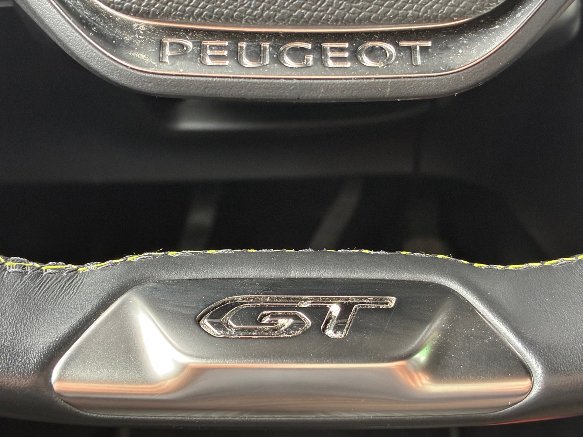 Peugeot 208 1.2 PureTech GT-Line (2020), foto 25