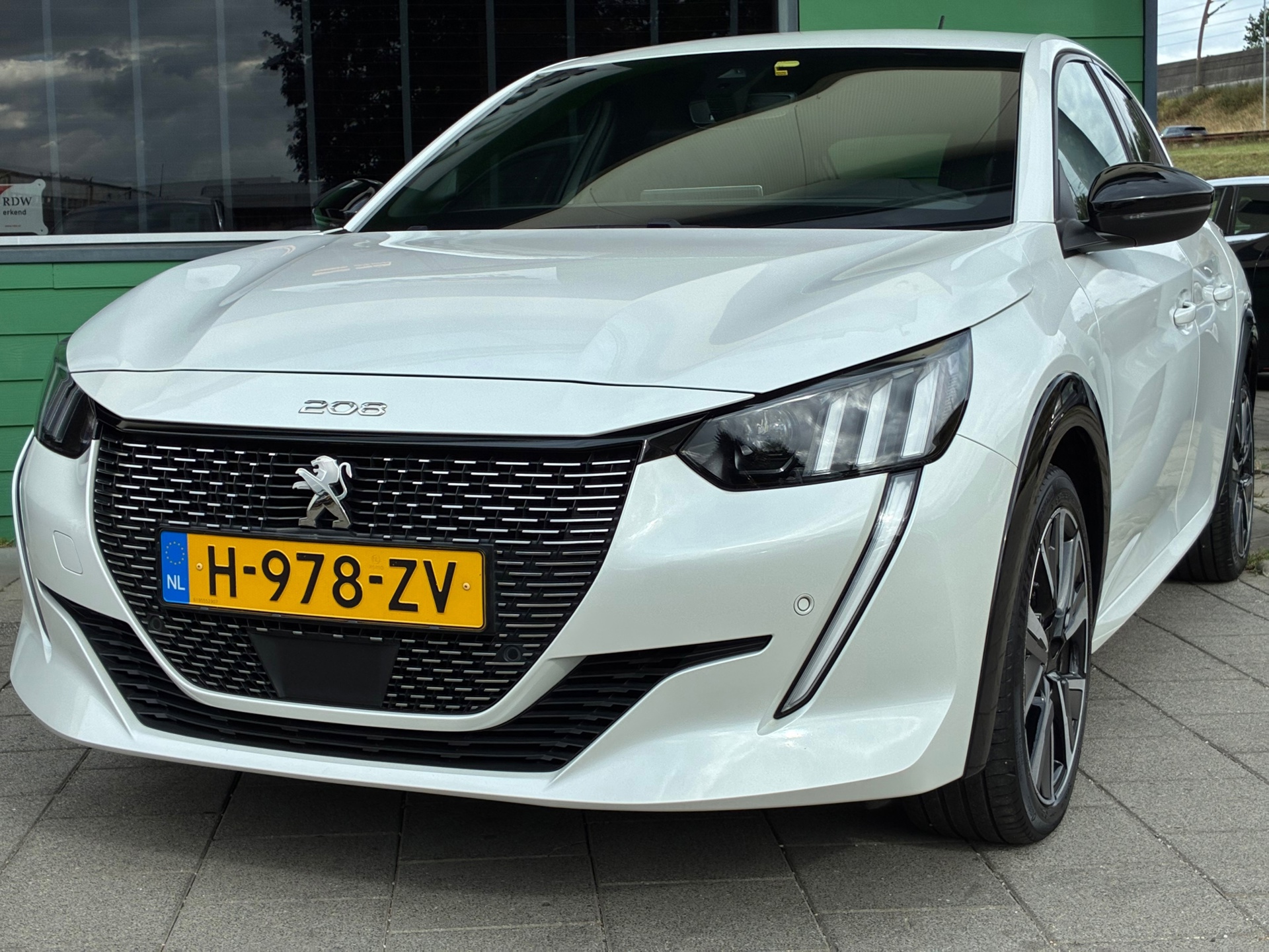 Peugeot 208 1.2 PureTech GT-Line (2020), foto 4
