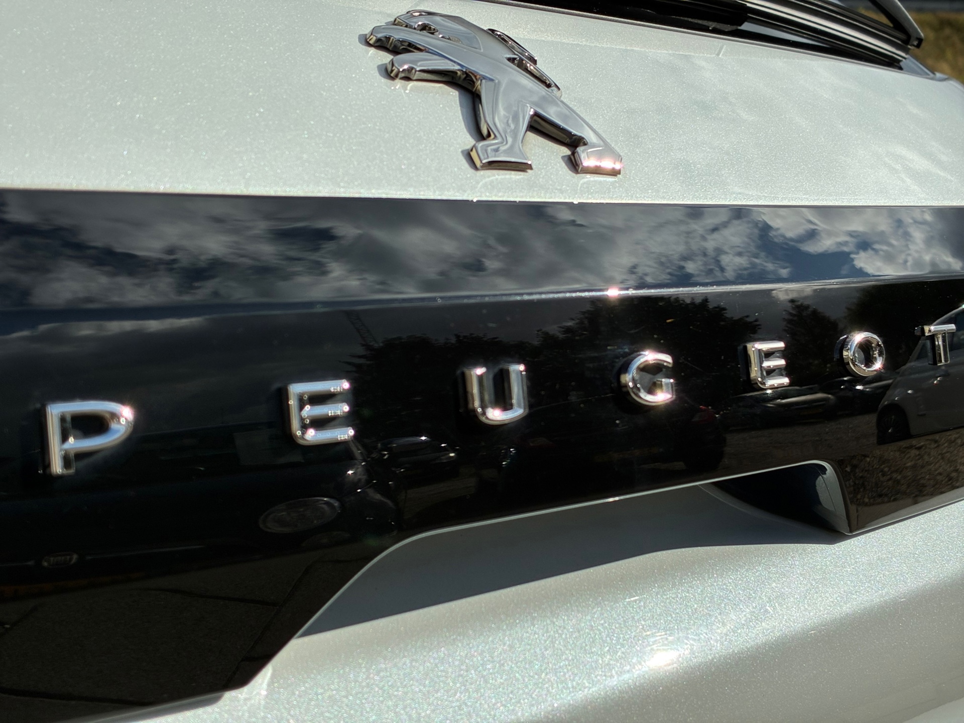 Peugeot 208 1.2 PureTech GT-Line (2020), foto 31