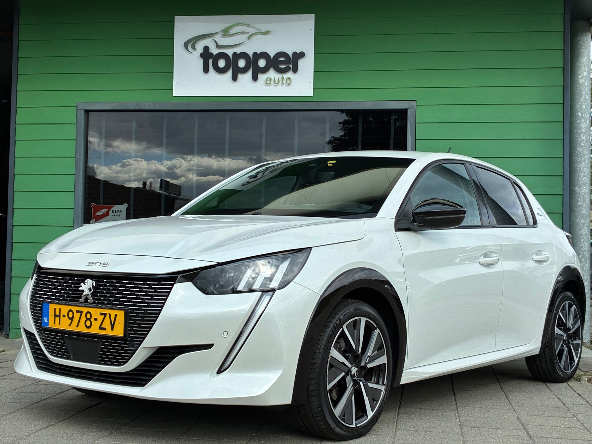 Peugeot 208 1.2 PureTech GT-Line (2020), foto 5