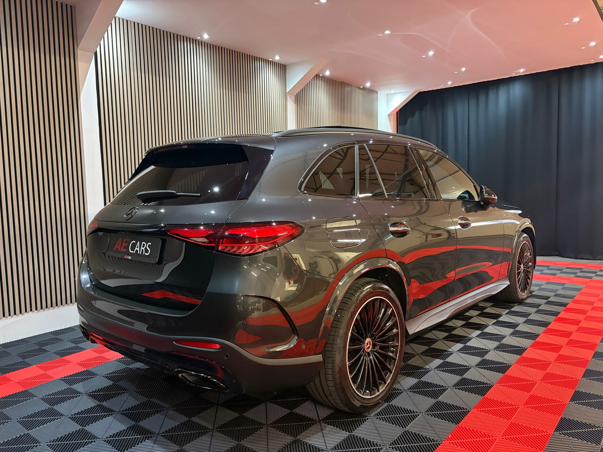 Mercedes-Benz GLC-klasse 300 4MATIC AMG Line (2023), foto 5