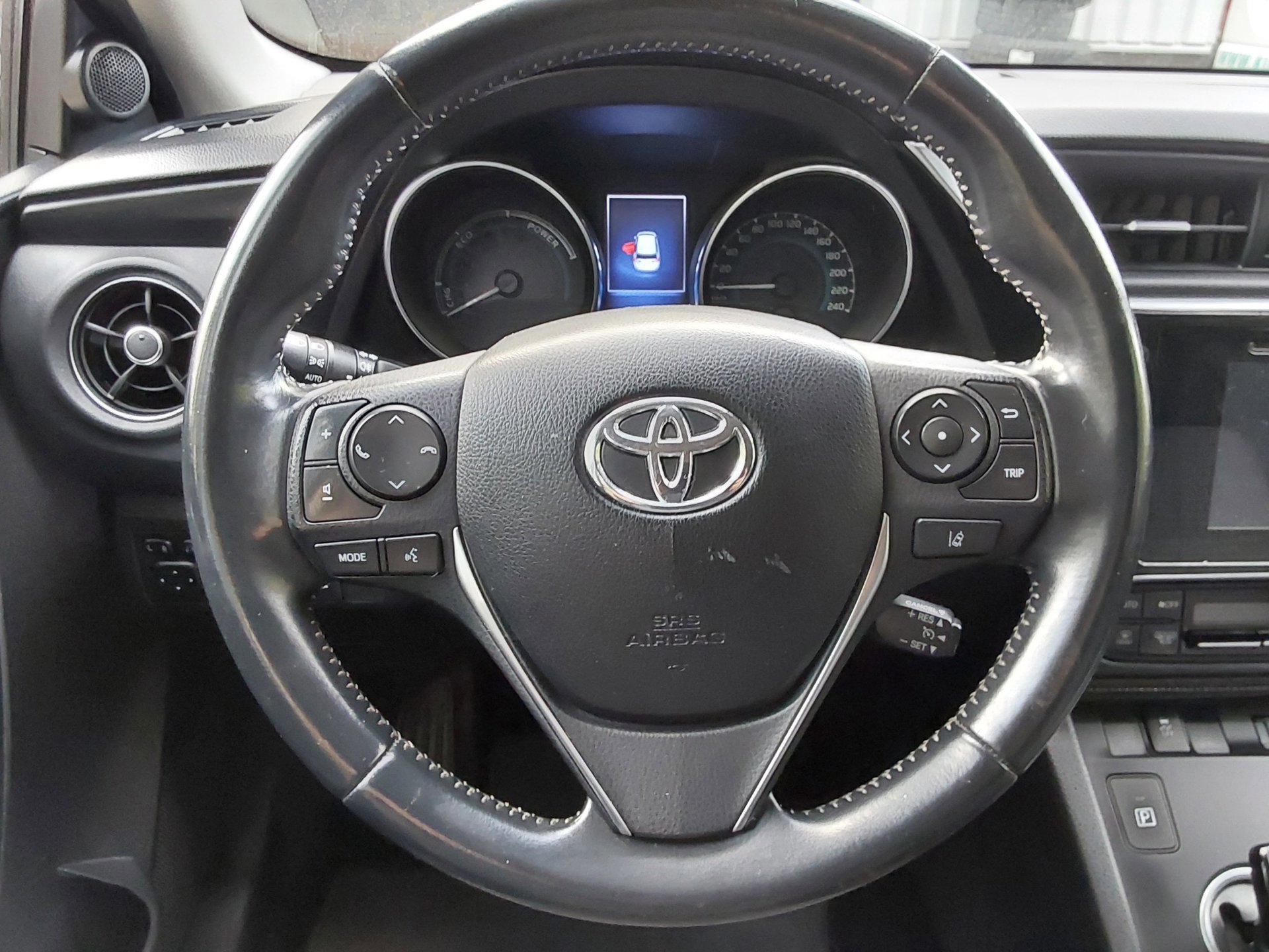 Toyota Auris 1.8 Hybrid Dynamic (2018), foto 11