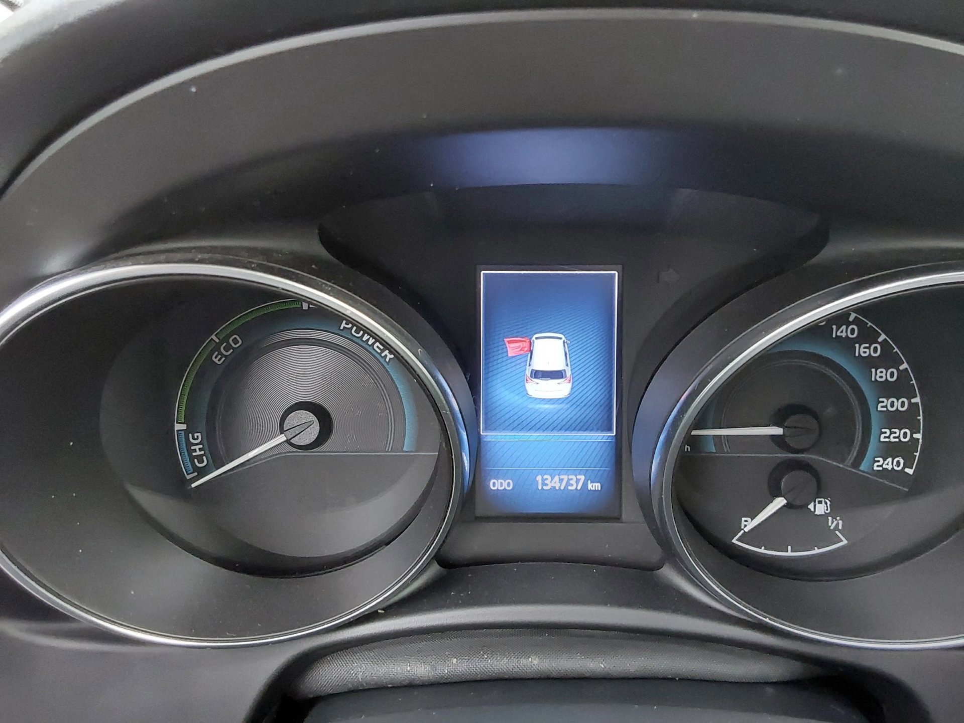 Toyota Auris 1.8 Hybrid Dynamic (2018), foto 13