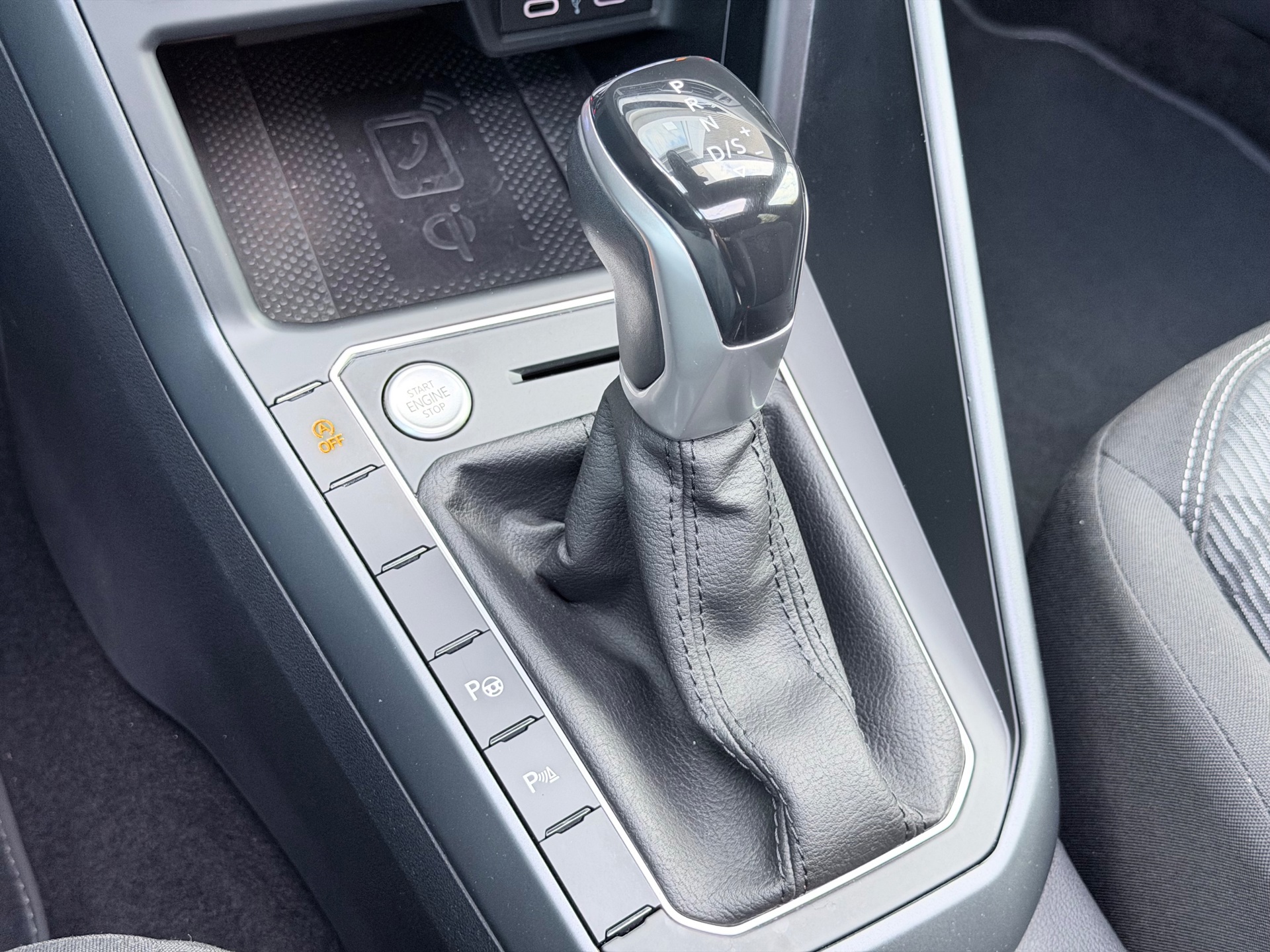 Volkswagen Polo 1.0 TSI R-Line (2022), foto 17