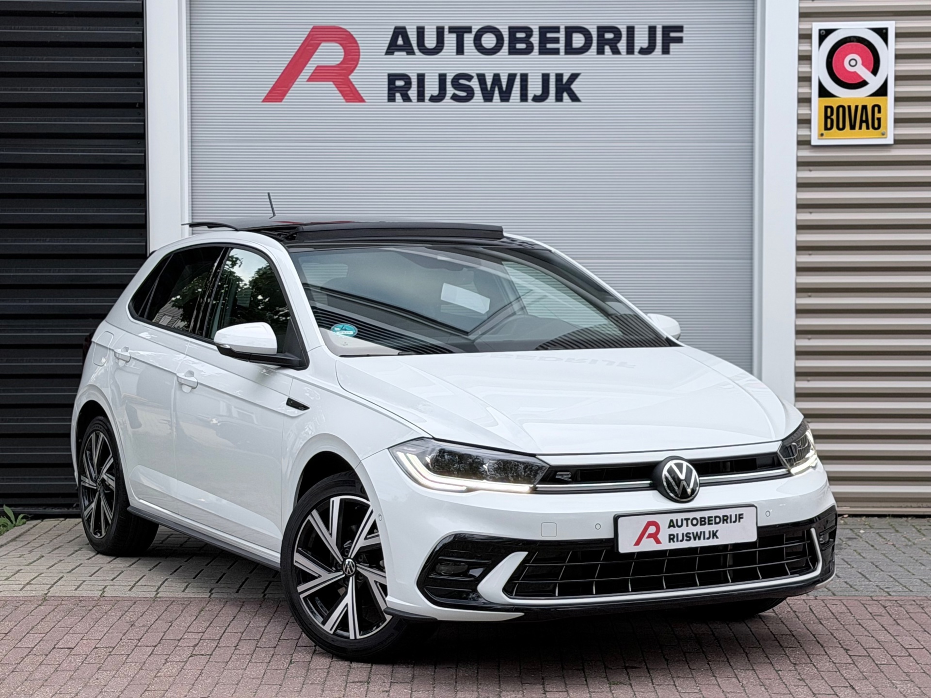 Volkswagen Polo 1.0 TSI R-Line (2022), foto 9