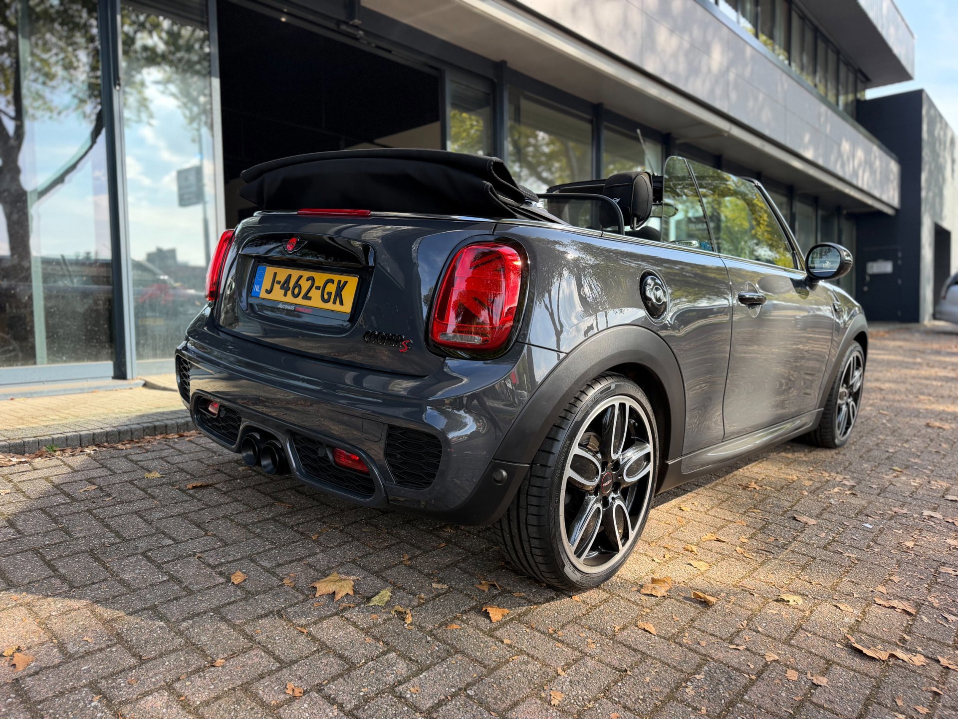Mini Cabrio 2.0 Cooper S Chili Serious Business JCW (2017), foto 20