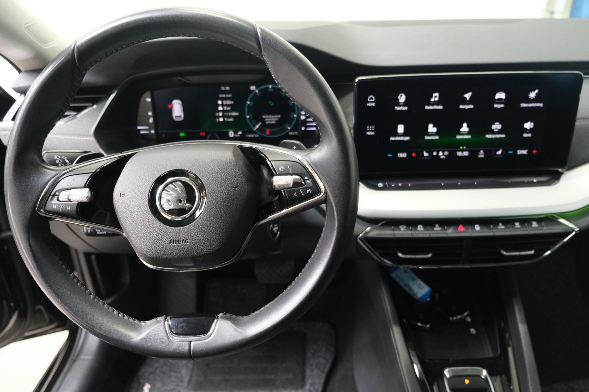 Skoda Octavia Combi 1.0 e-TSI Business Edition (2023), foto 16