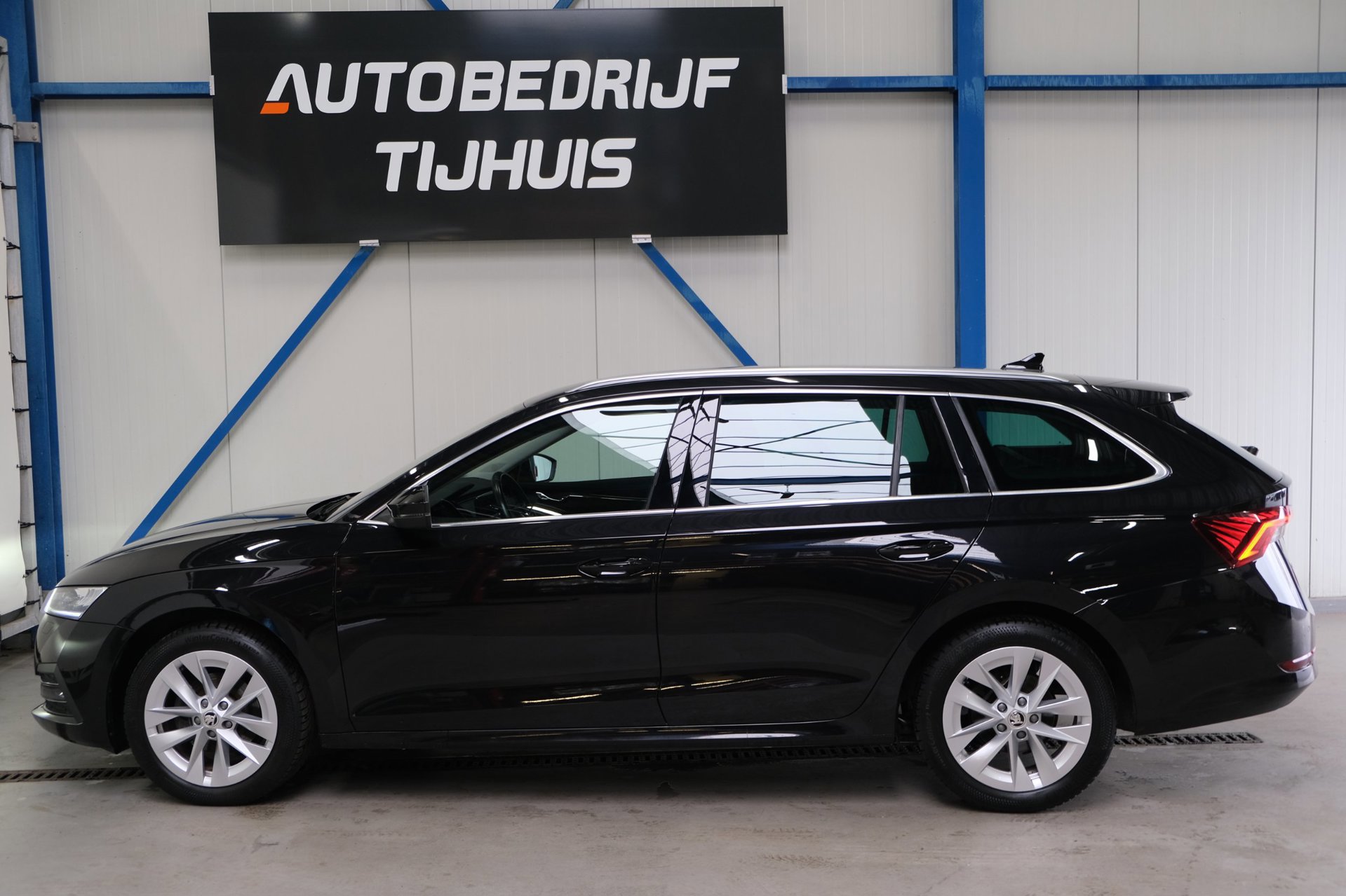 Skoda Octavia Combi 1.0 e-TSI Business Edition (2023), foto 5