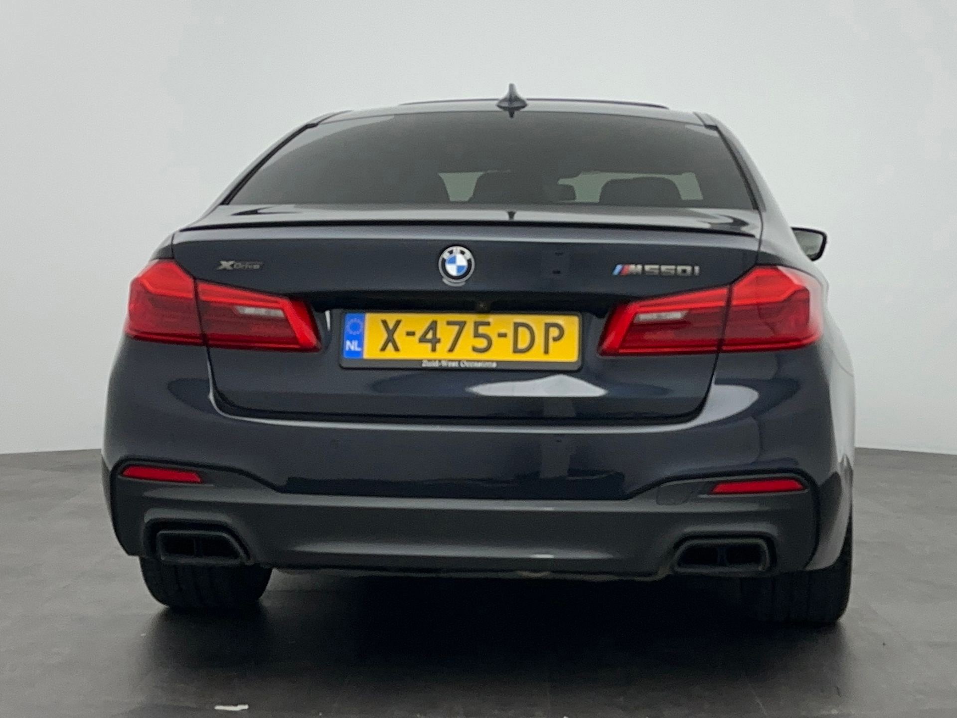 BMW 5-Serie M550i xDrive High Executive B&W Stoelkoeling 360 (2017), foto 23