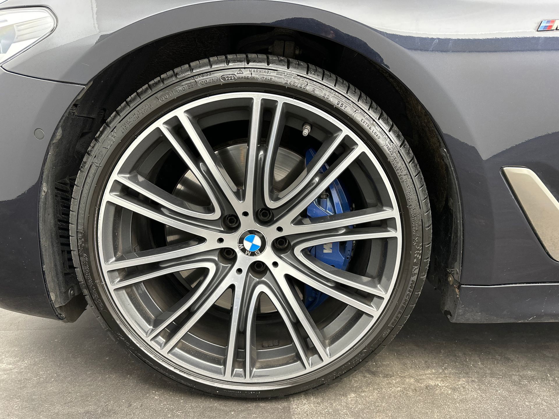 BMW 5-Serie M550i xDrive High Executive B&W Stoelkoeling 360 (2017), foto 31