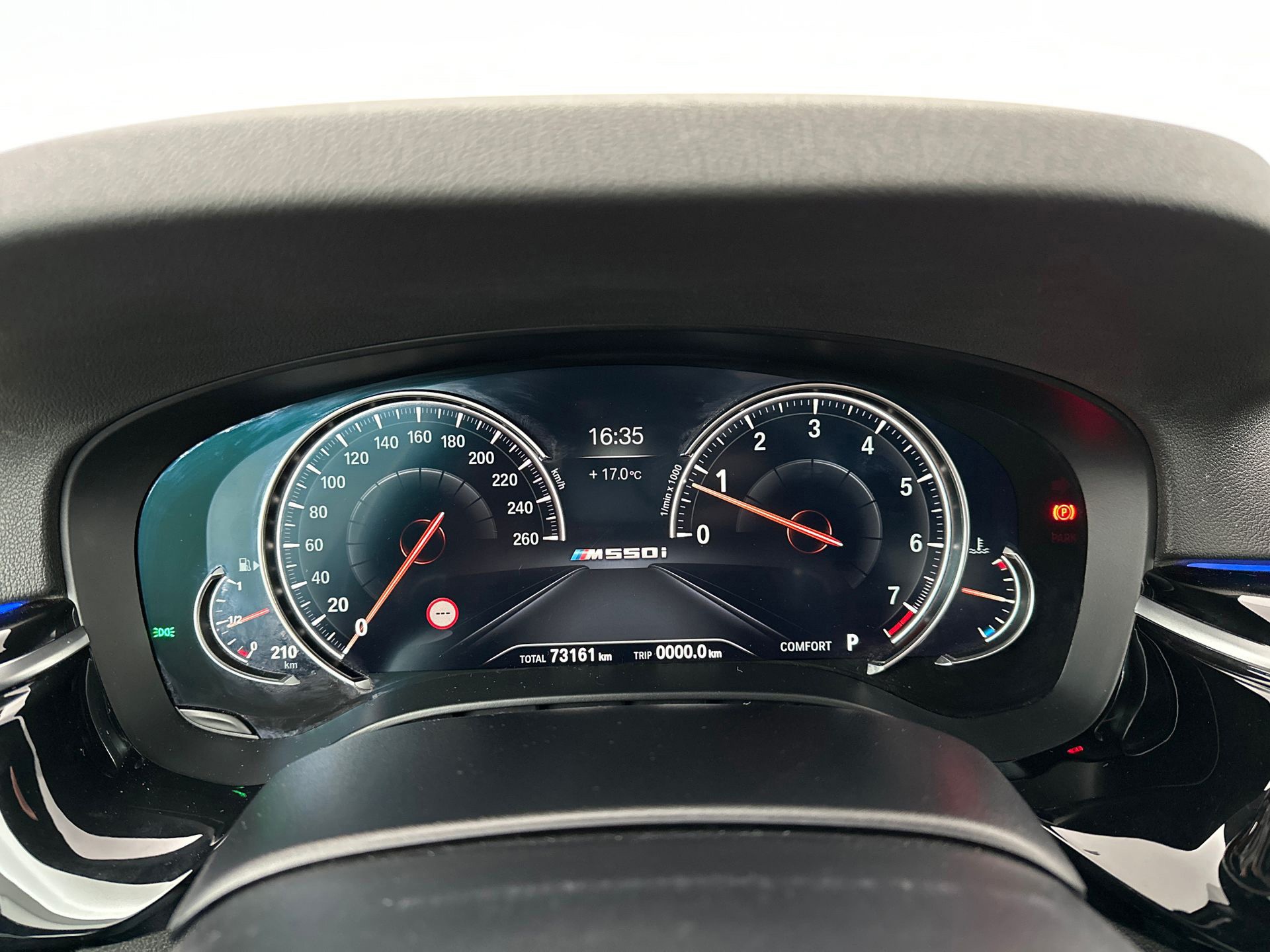 BMW 5-Serie M550i xDrive High Executive B&W Stoelkoeling 360 (2017), foto 35