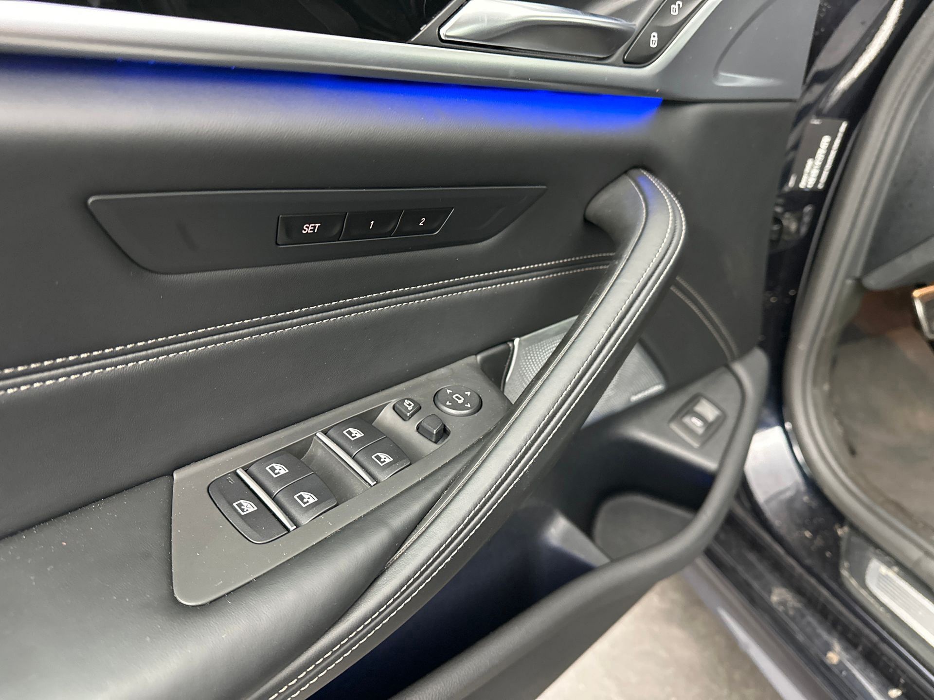 BMW 5-Serie M550i xDrive High Executive B&W Stoelkoeling 360 (2017), foto 9