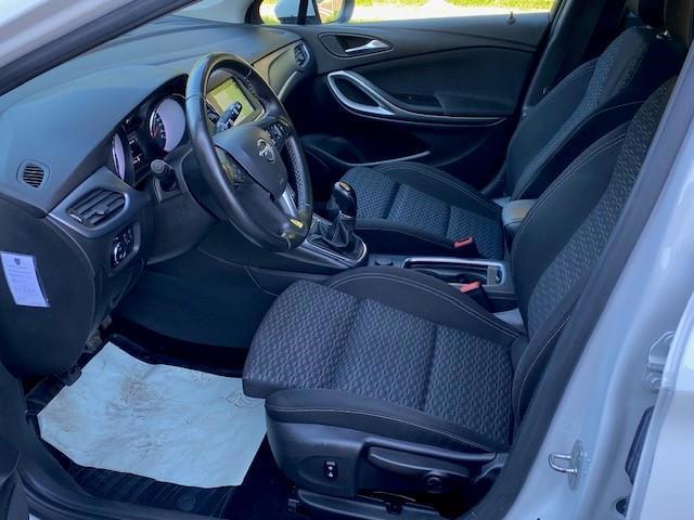 Opel Astra Sports Tourer 1.0 Online Edition Camera Navie (2018), foto 21