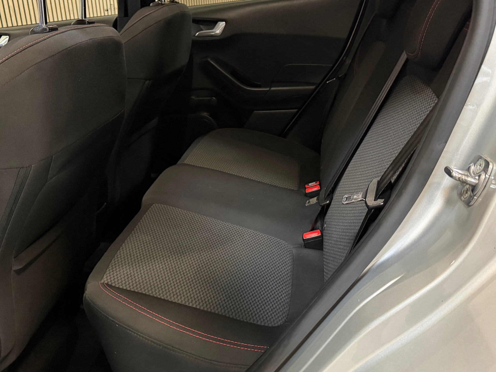 Ford Fiesta 1.0 EcoBoost ST-Line (2019), foto 40