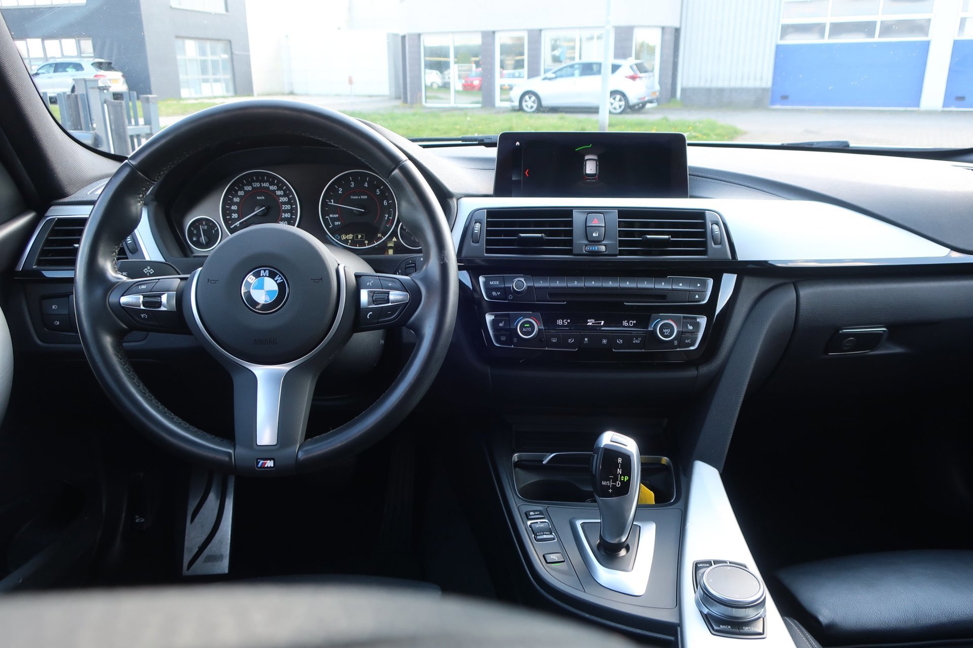 BMW 3-serie Touring 318i Corp Lease Hig Exe. M-Sport (2017), foto 11