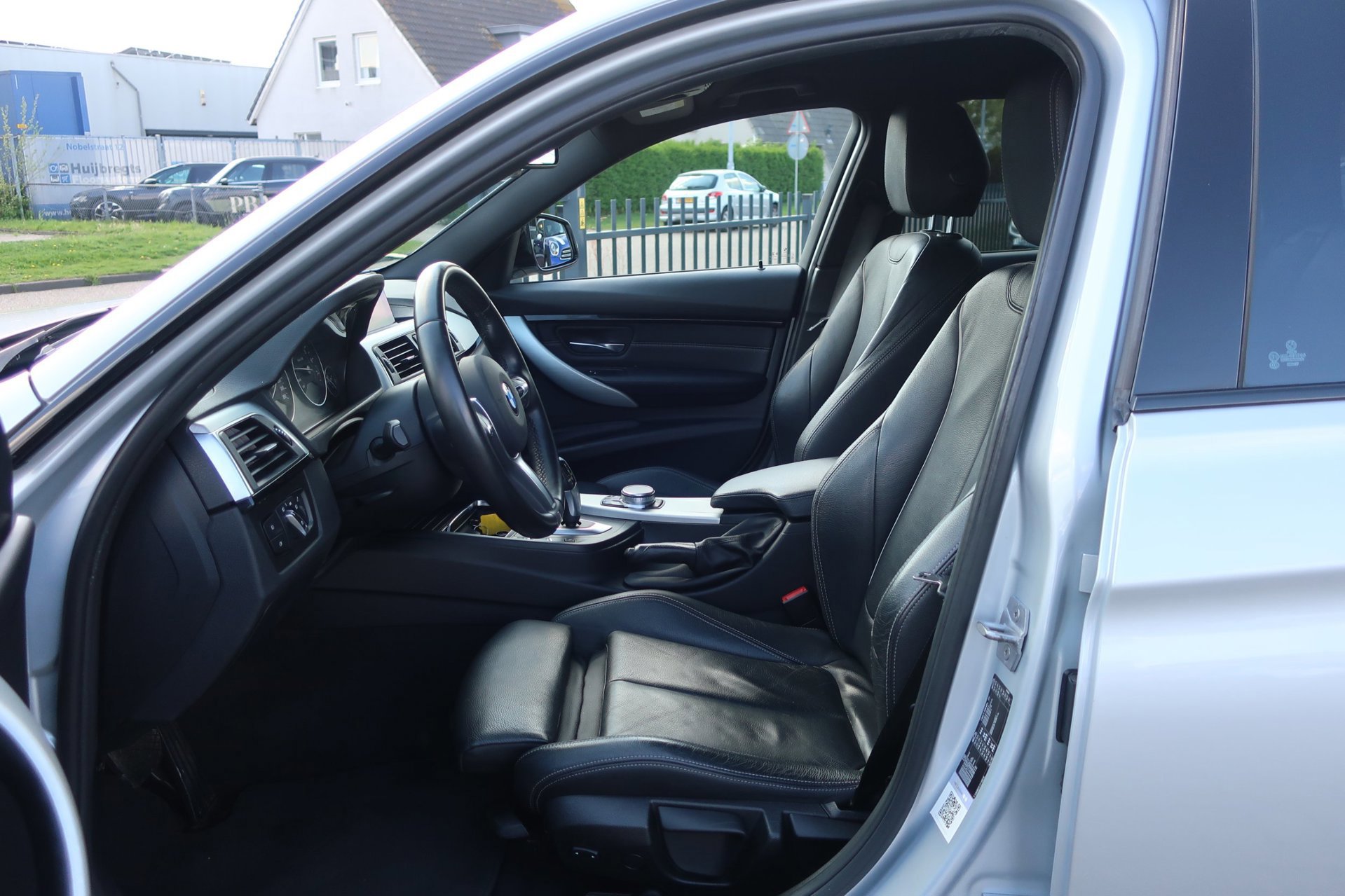 BMW 3-serie Touring 318i Corp Lease Hig Exe. M-Sport (2017), foto 18