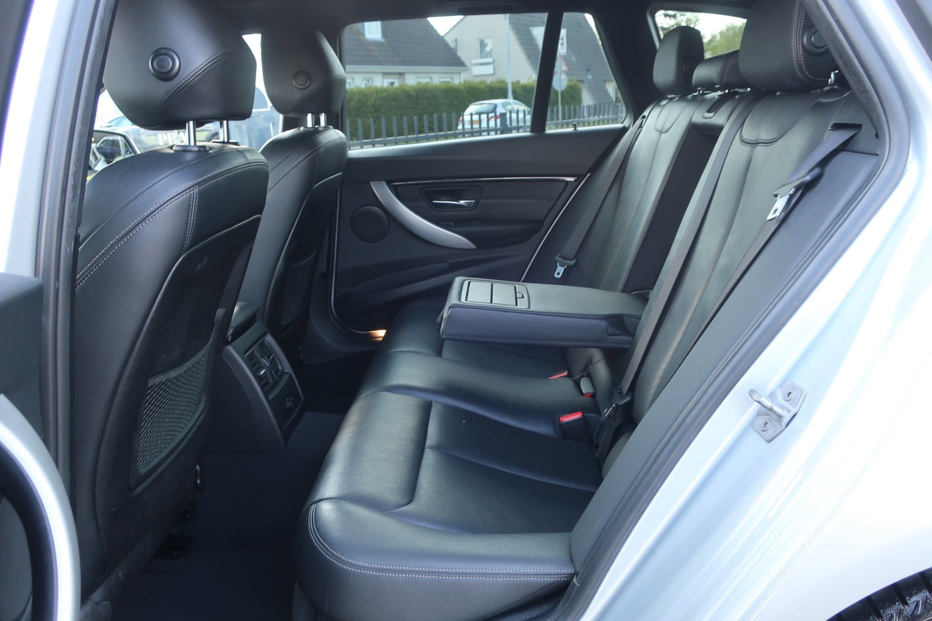BMW 3-serie Touring 318i Corp Lease Hig Exe. M-Sport (2017), foto 20
