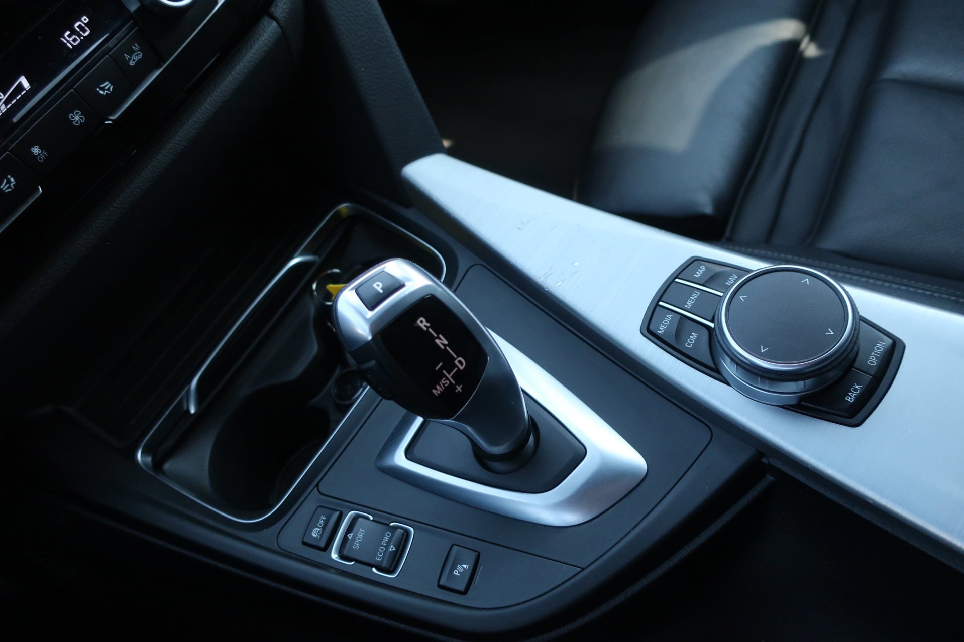 BMW 3-serie Touring 318i Corp Lease Hig Exe. M-Sport (2017), foto 28