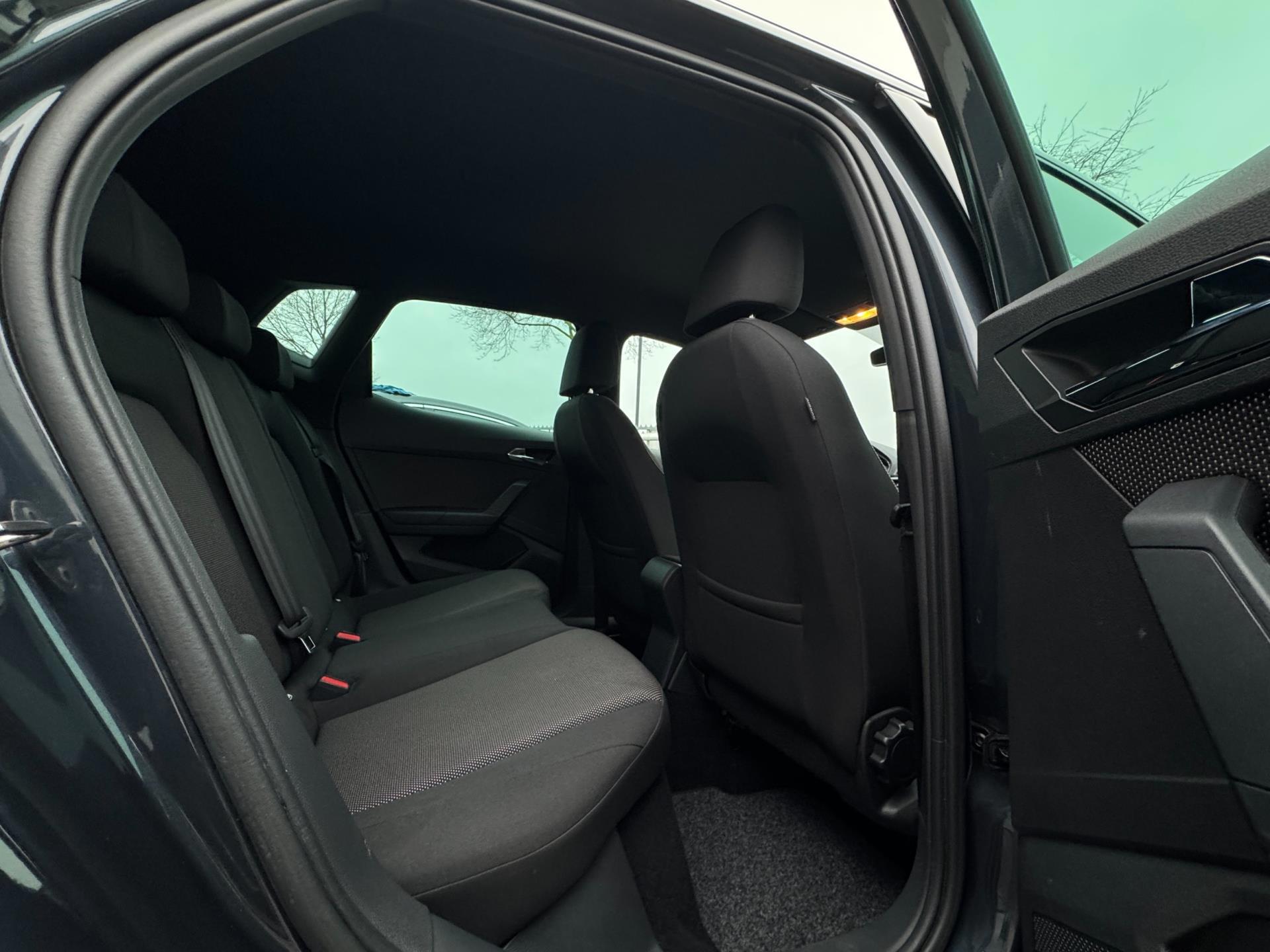 Seat Arona 1.0 TSI Xcellence Business Intense (2019), foto 37