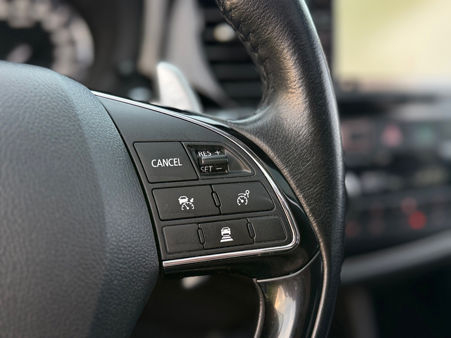Mitsubishi Outlander 2.0 Instyle 4WD (2016), foto 19
