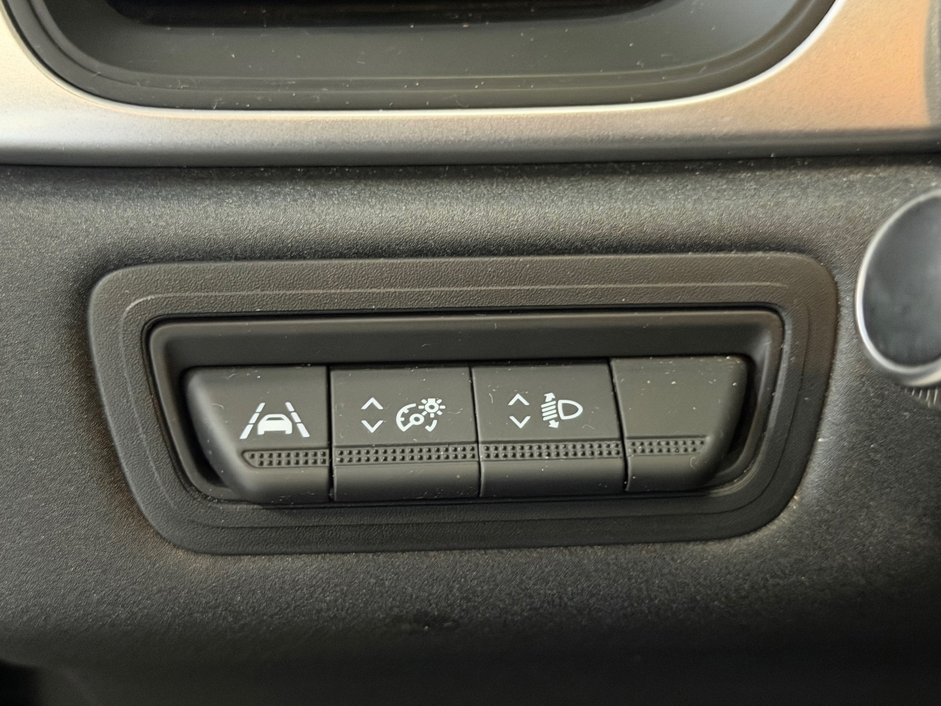 Renault Captur 1.3 TCe 140 Business Zen (2021), foto 17