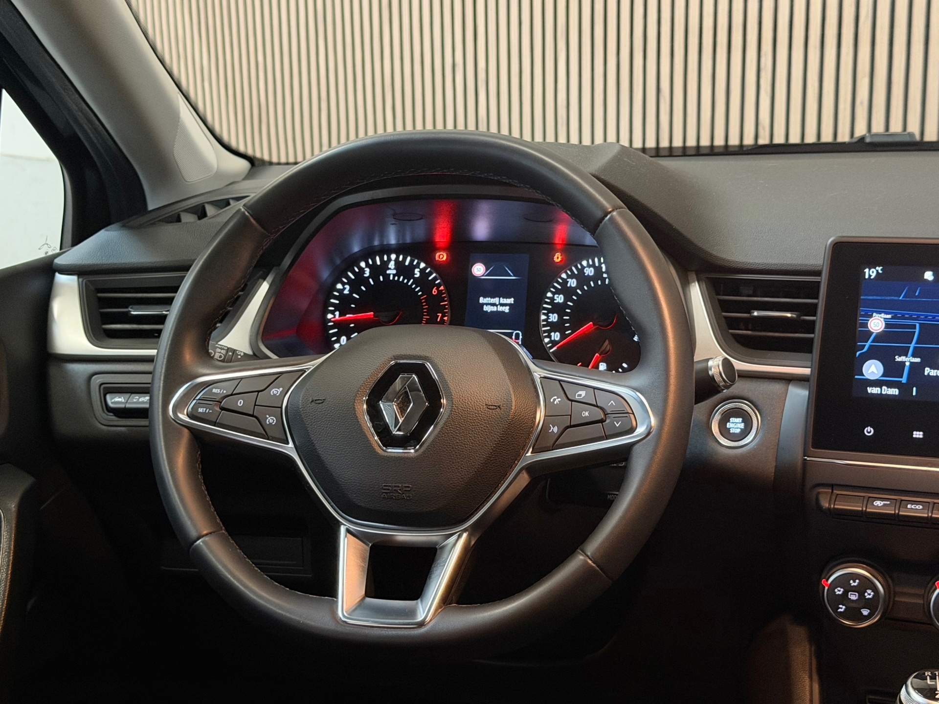 Renault Captur 1.3 TCe 140 Business Zen (2021), foto 26