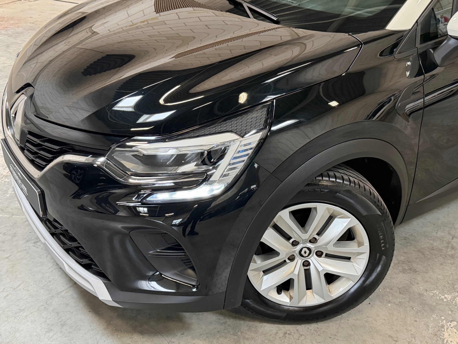 Renault Captur 1.3 TCe 140 Business Zen (2021), foto 35