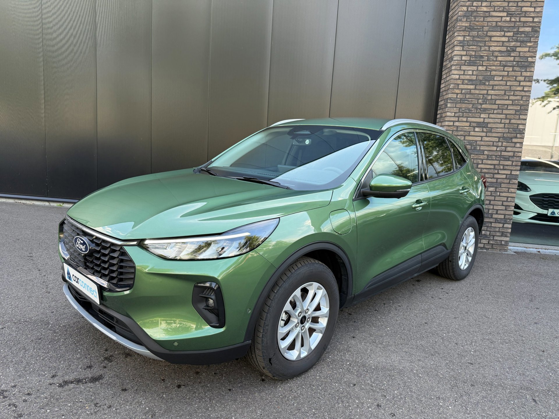 Ford Kuga 2.5 243pk PHEV Titanium Camera 360-gr (2025), foto 1