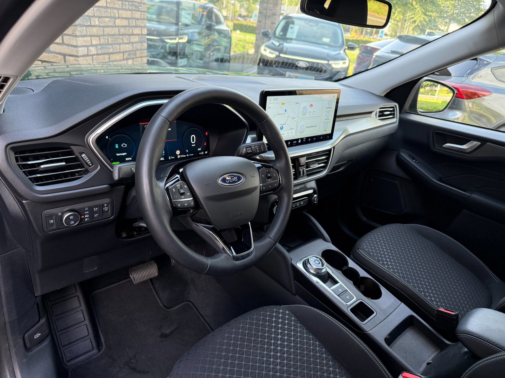 Ford Kuga 2.5 243pk PHEV Titanium Camera 360-gr (2025), foto 10