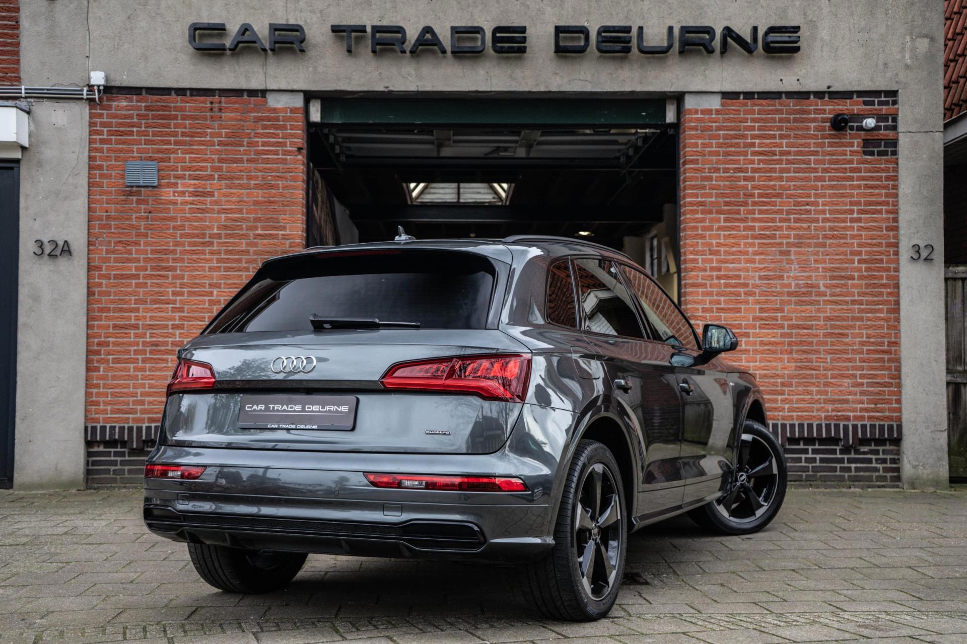 Audi Q5 50 TFSI e Quattro S edition (2020), foto 2