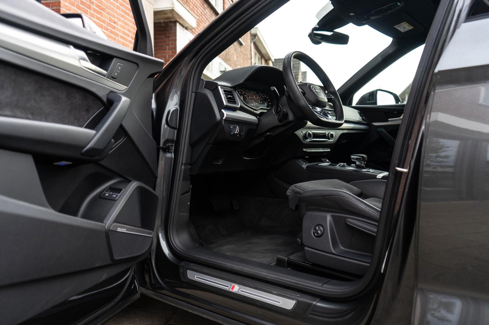 Audi Q5 50 TFSI e Quattro S edition (2020), foto 19
