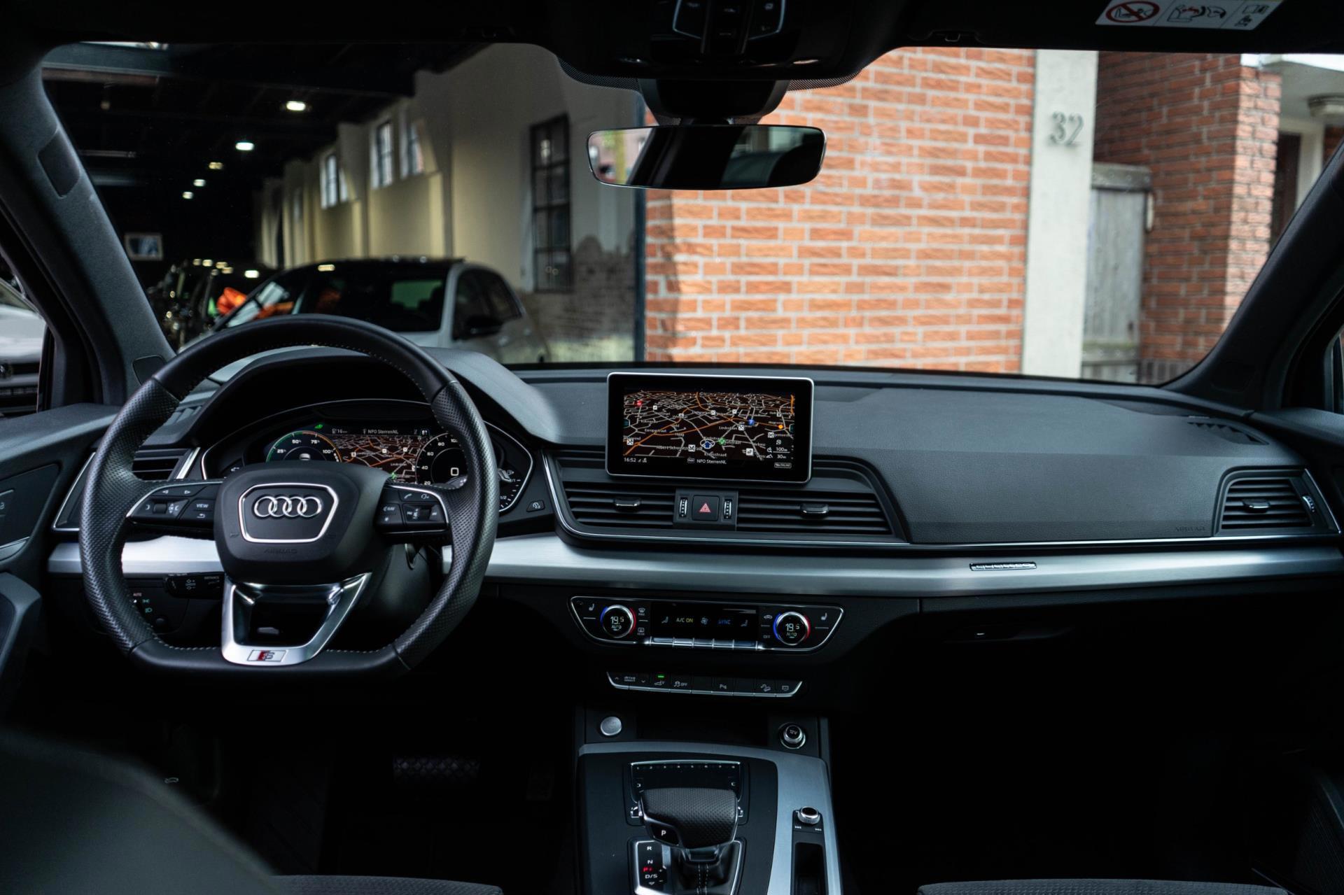 Audi Q5 50 TFSI e Quattro S edition (2020), foto 3