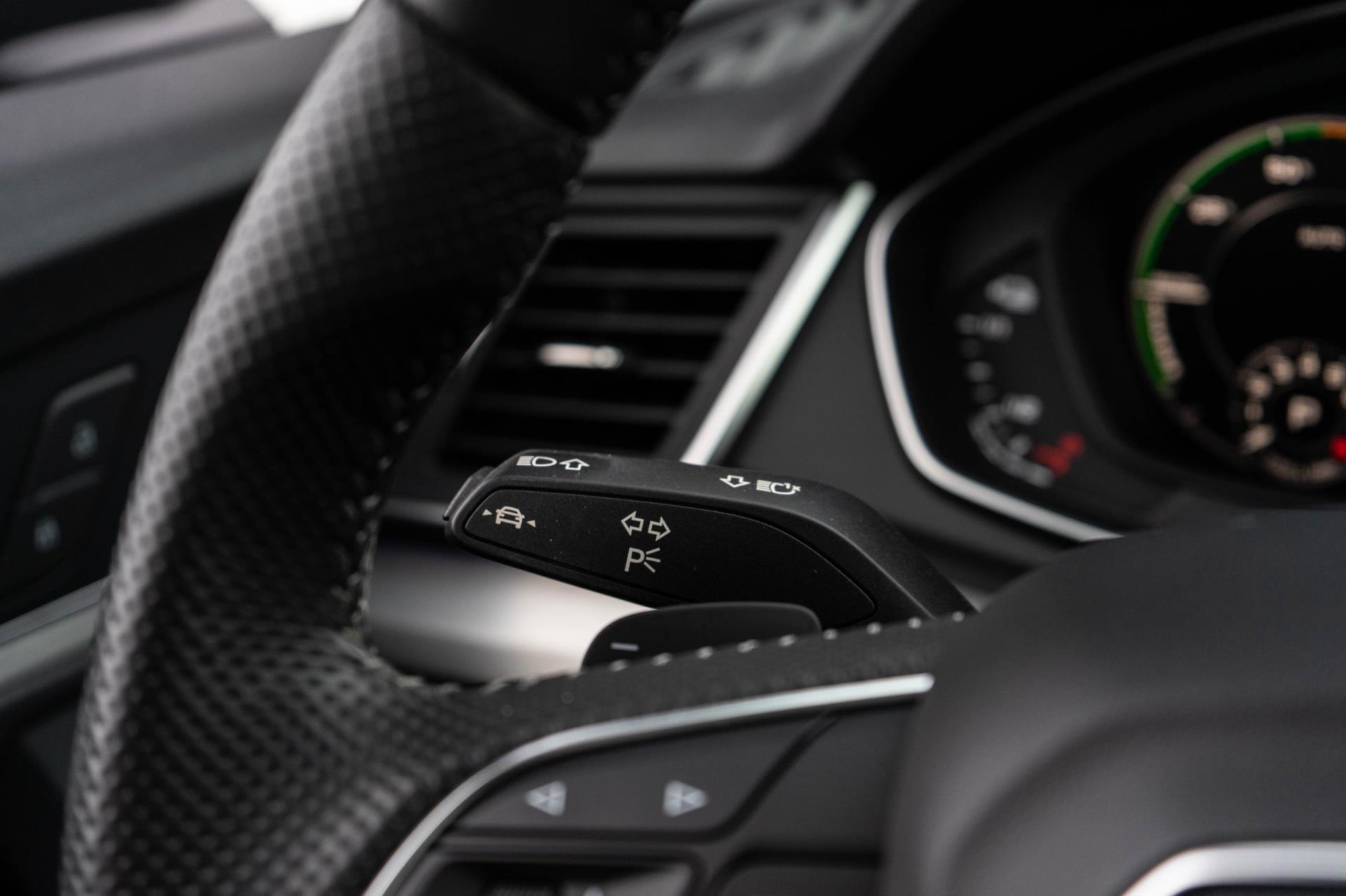 Audi Q5 50 TFSI e Quattro S edition (2020), foto 28