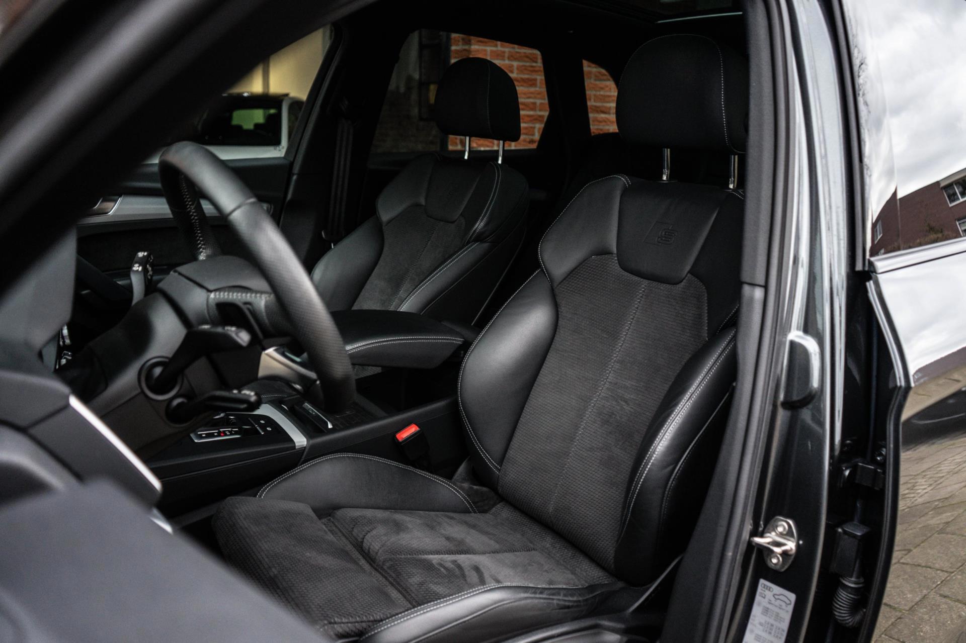 Audi Q5 50 TFSI e Quattro S edition (2020), foto 4