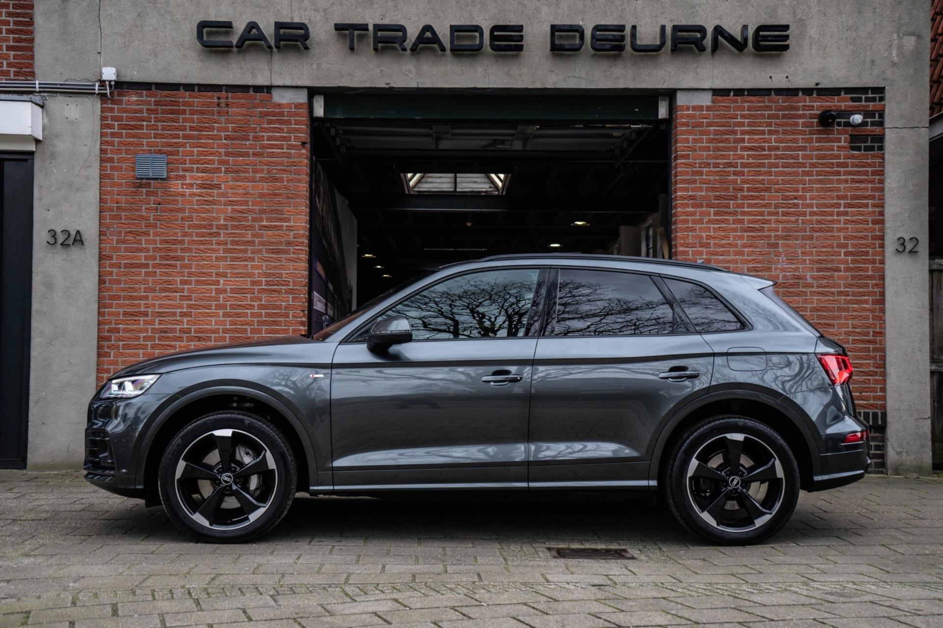 Audi Q5 50 TFSI e Quattro S edition (2020), foto 5