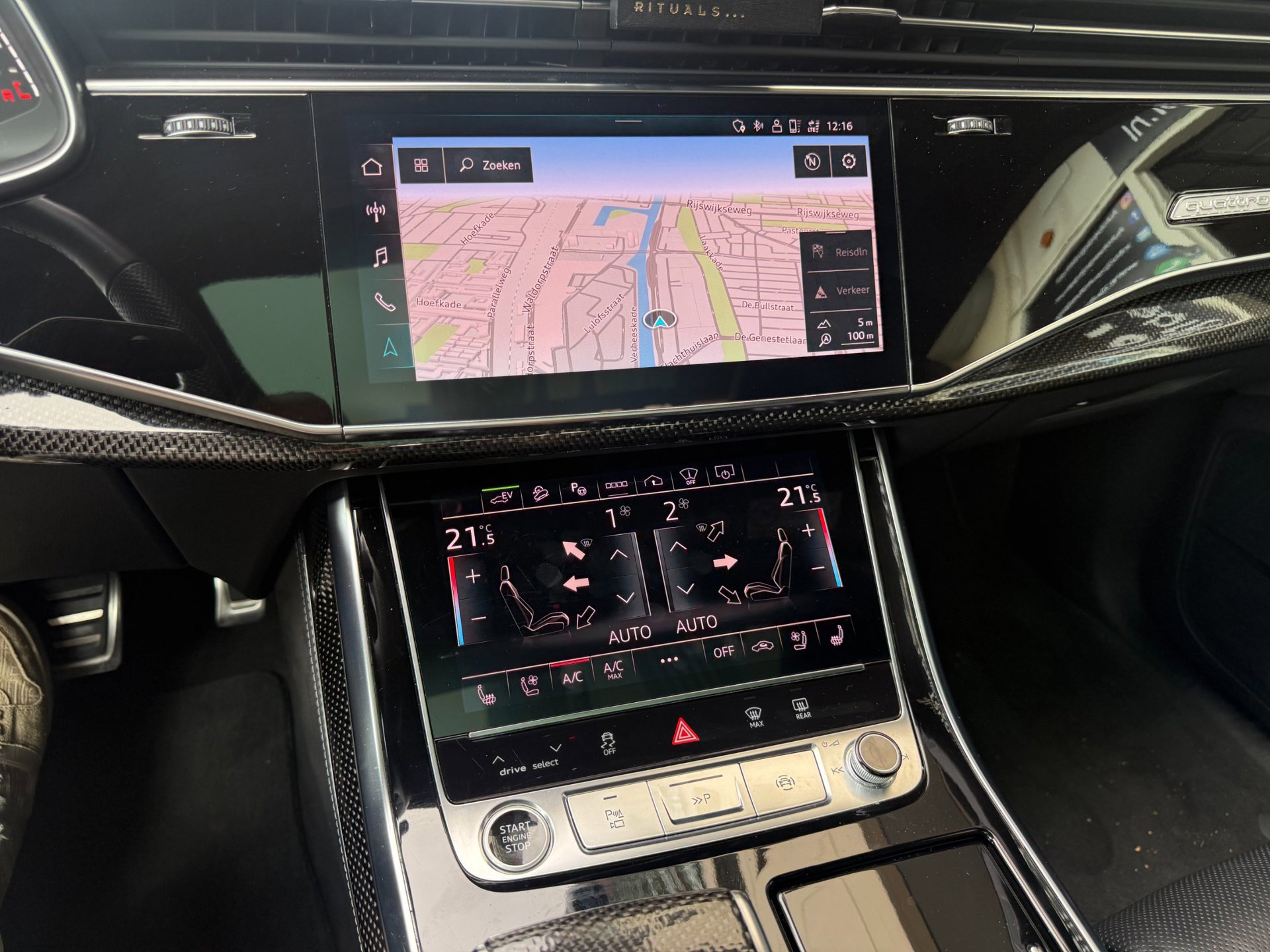 Audi Q8 55 TFSI e Quattro 2023 Competition (2023), foto 15