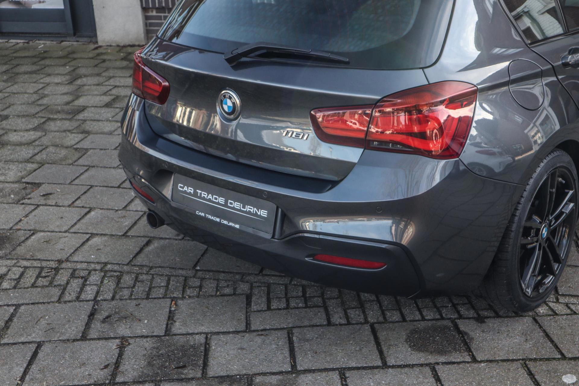 BMW 1-Serie 118i M Sport (2018), foto 8