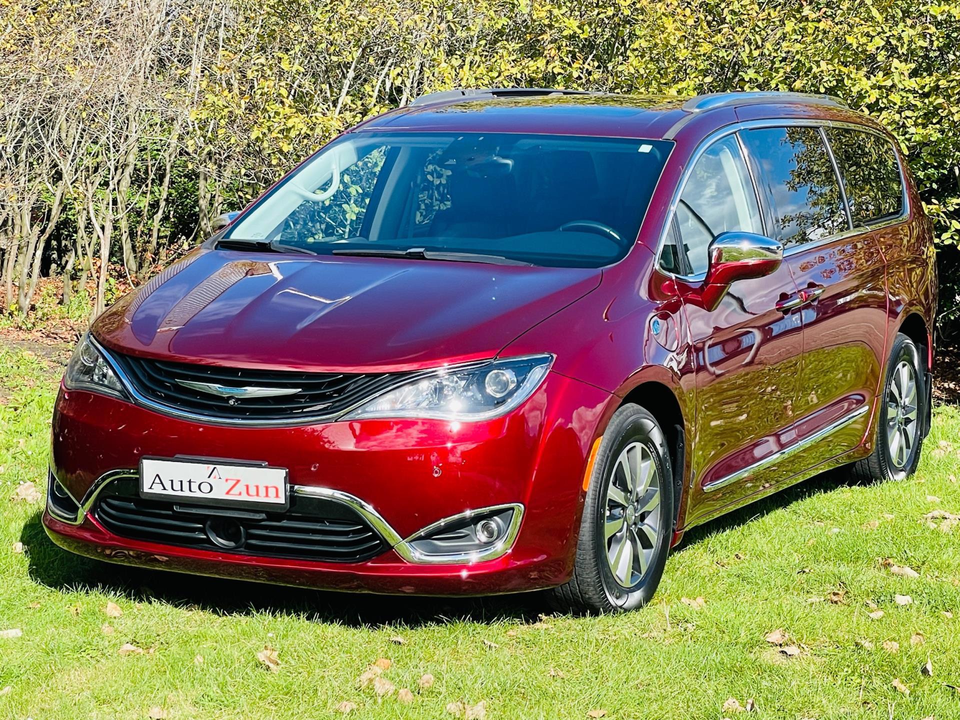 Chrysler Pacifica Plug-in Hybrid Limited (2017), foto 3