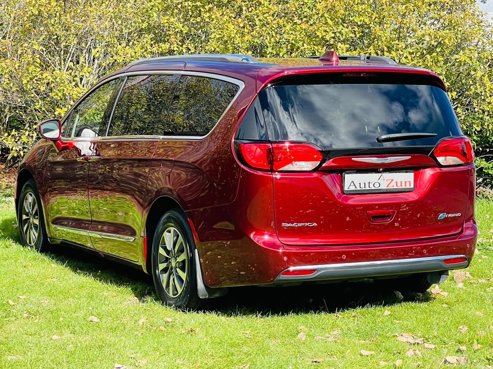 Chrysler Pacifica Plug-in Hybrid Limited (2017), foto 4
