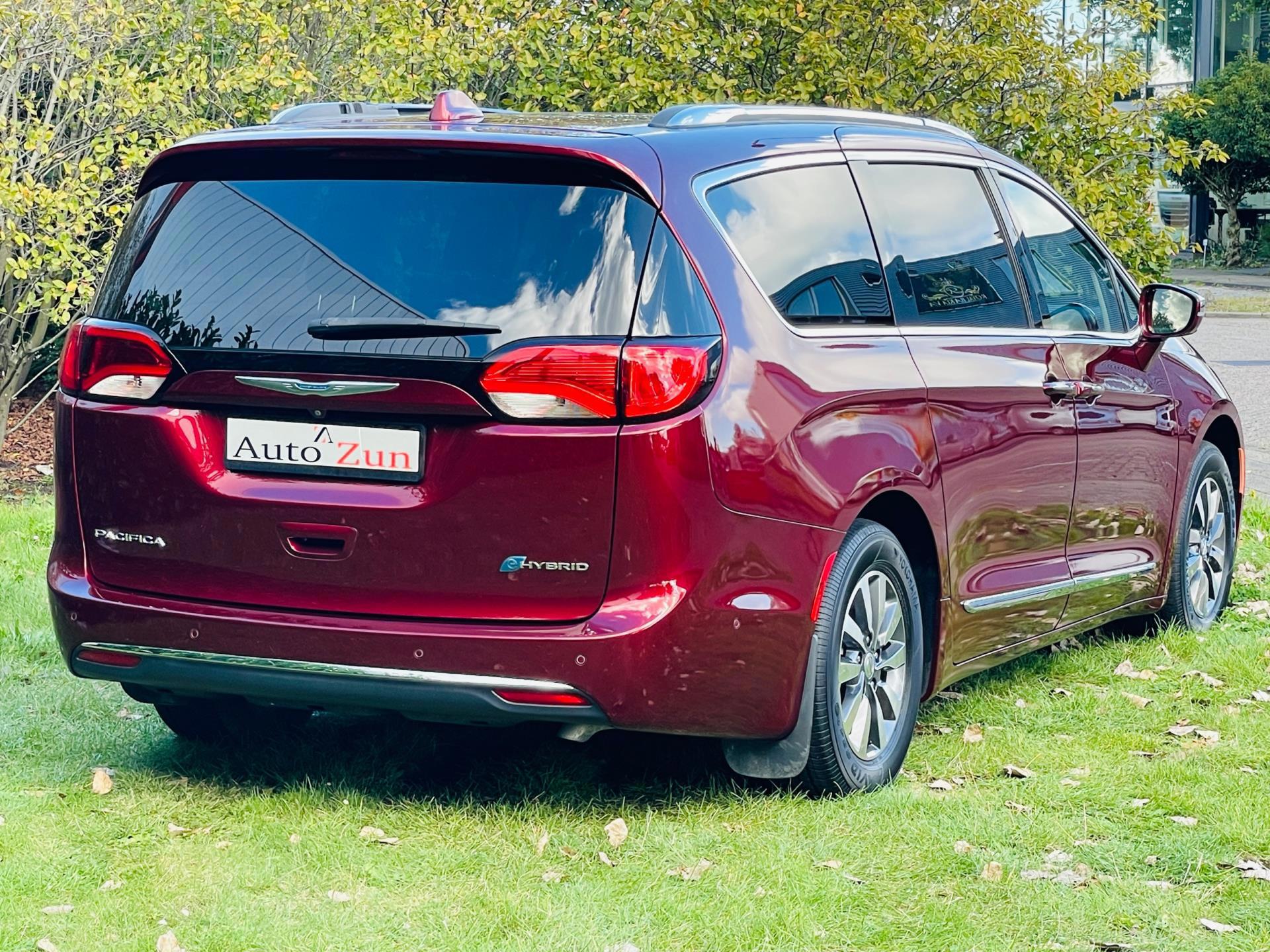 Chrysler Pacifica Plug-in Hybrid Limited (2017), foto 6