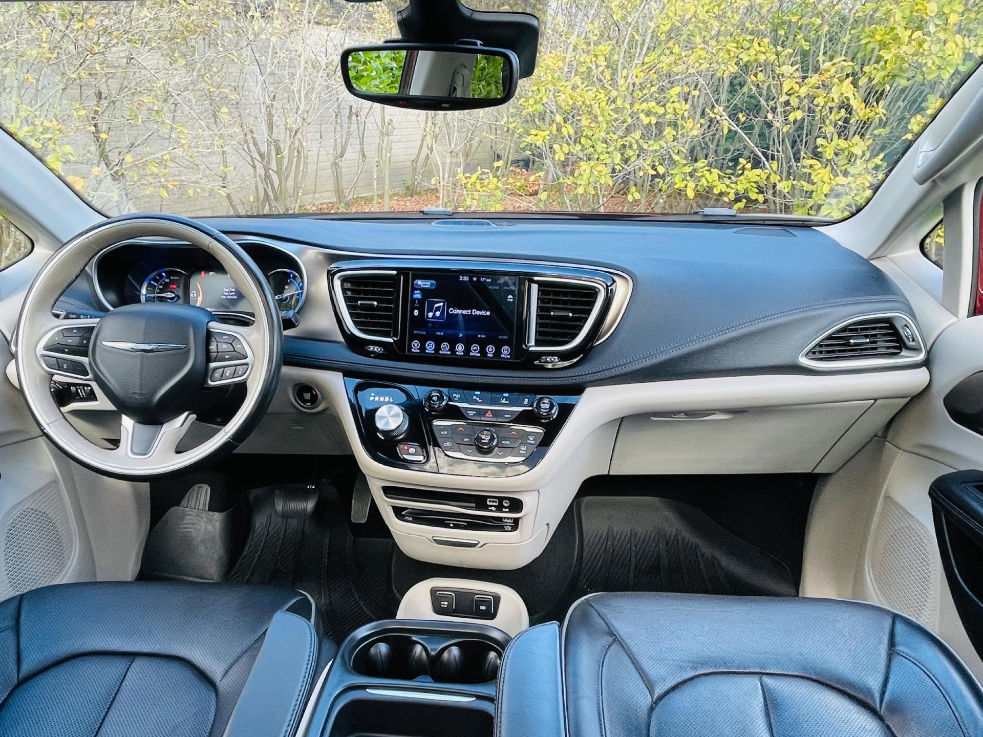 Chrysler Pacifica Plug-in Hybrid Limited (2017), foto 8