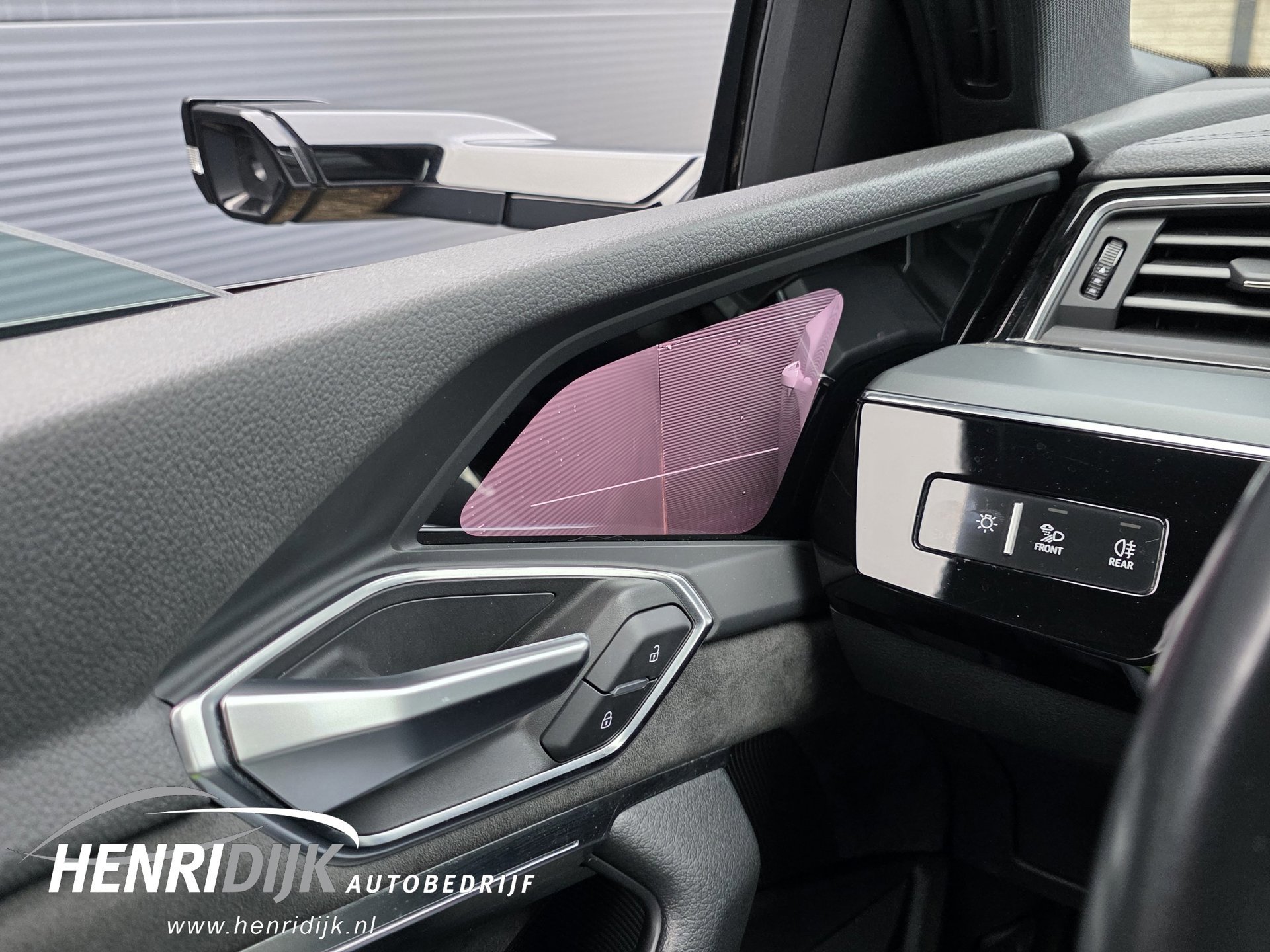 Audi E-tron 50 quattro Launch Edition 71 kWh SOH 88% S (2021), foto 19